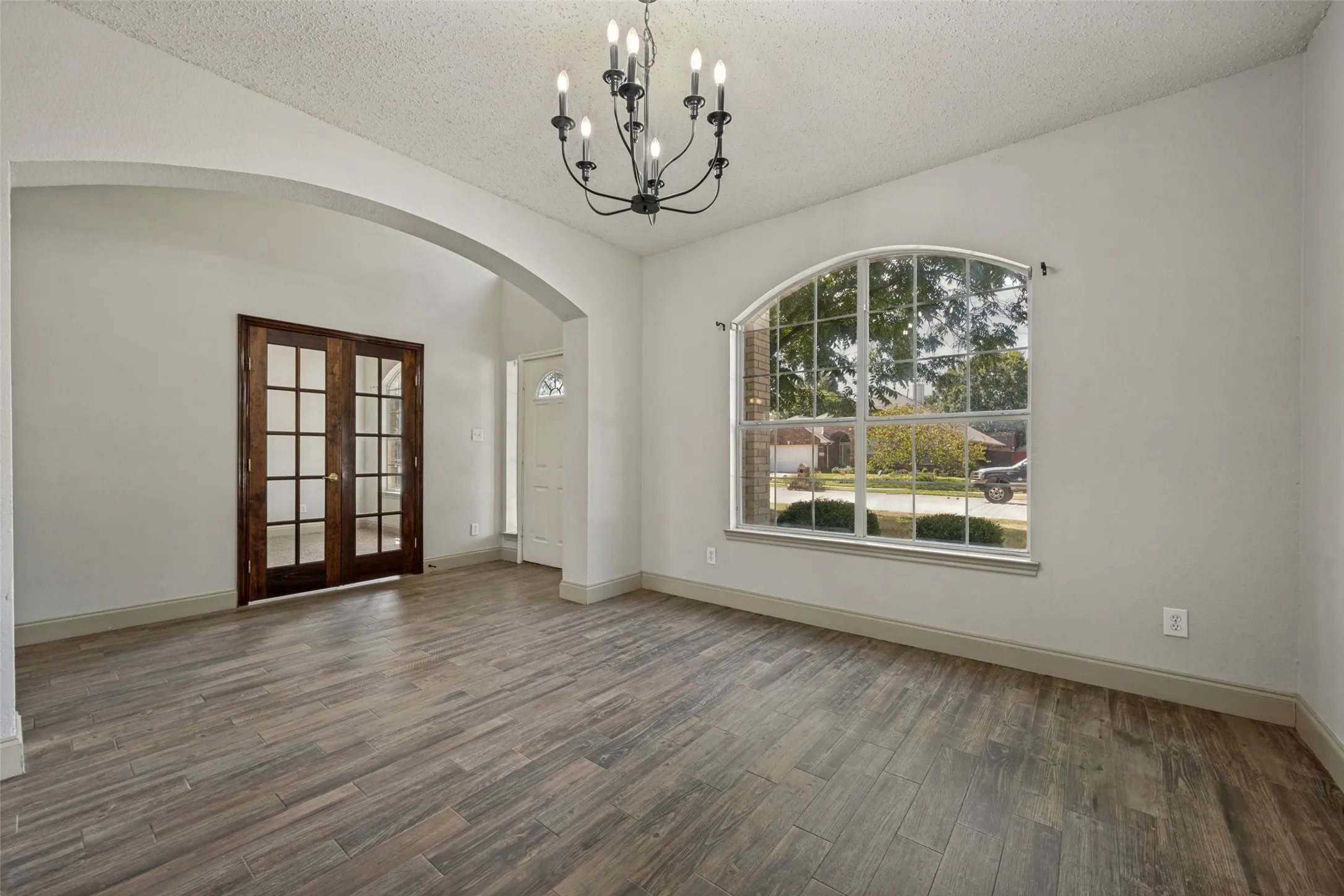 Dining/Front Door