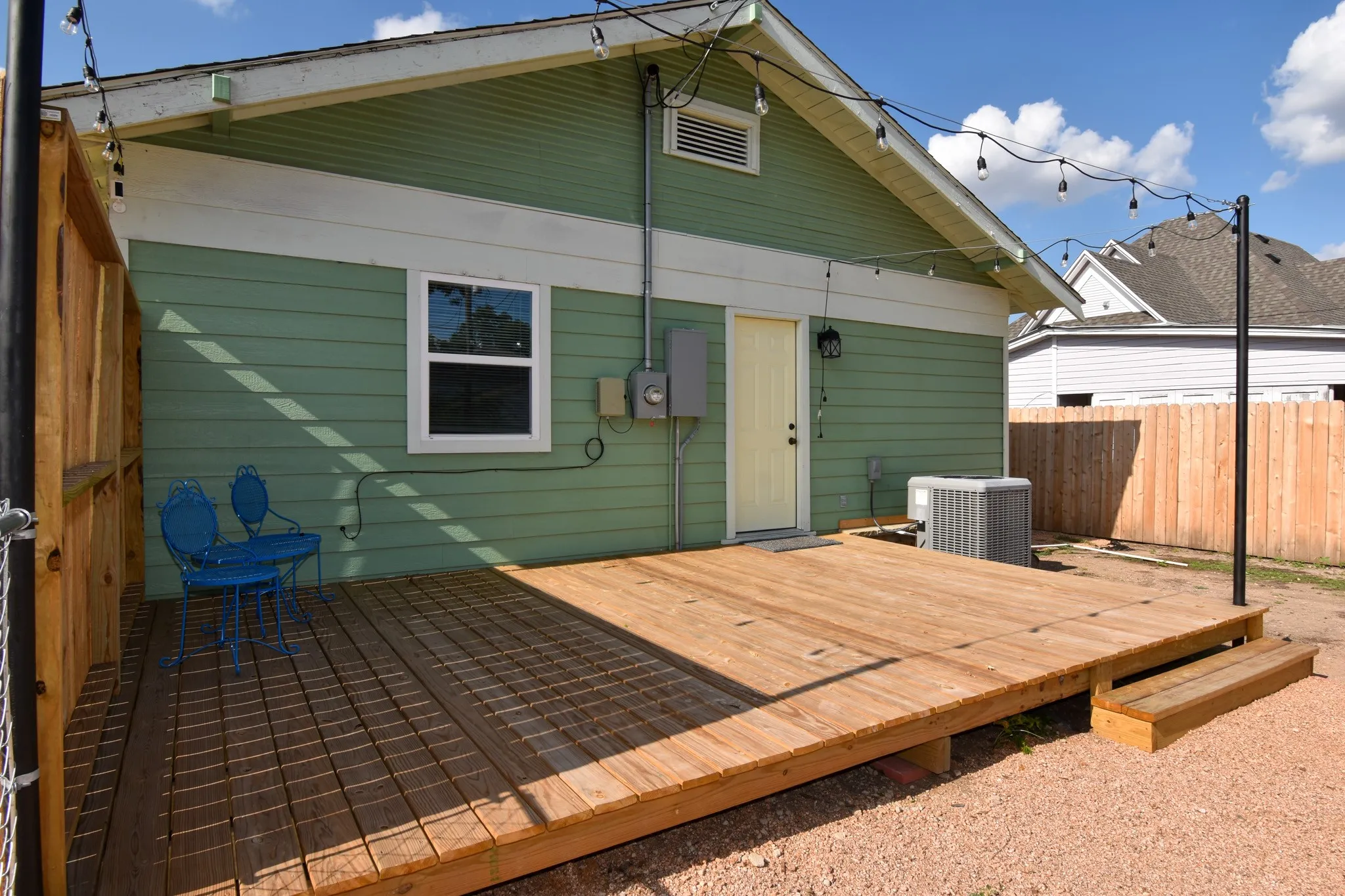 Single Family Residence For Sale in Mc Culloch County , 505 W 11th Street, Brady, Texas 76825, 3 Bedroom, 2 Bathroom, Garage spaces, 1,177 Sqft, built in 1940, Price $183,000, mls#21359824, Real Estate Agent in Brady, Homes For Sale in Mc Culloch county, Homes For Sale in Brady, Realtor in Brady Texas, Real Estate Brokerage Independent Realty Texas, Luminita Cordes Realtor