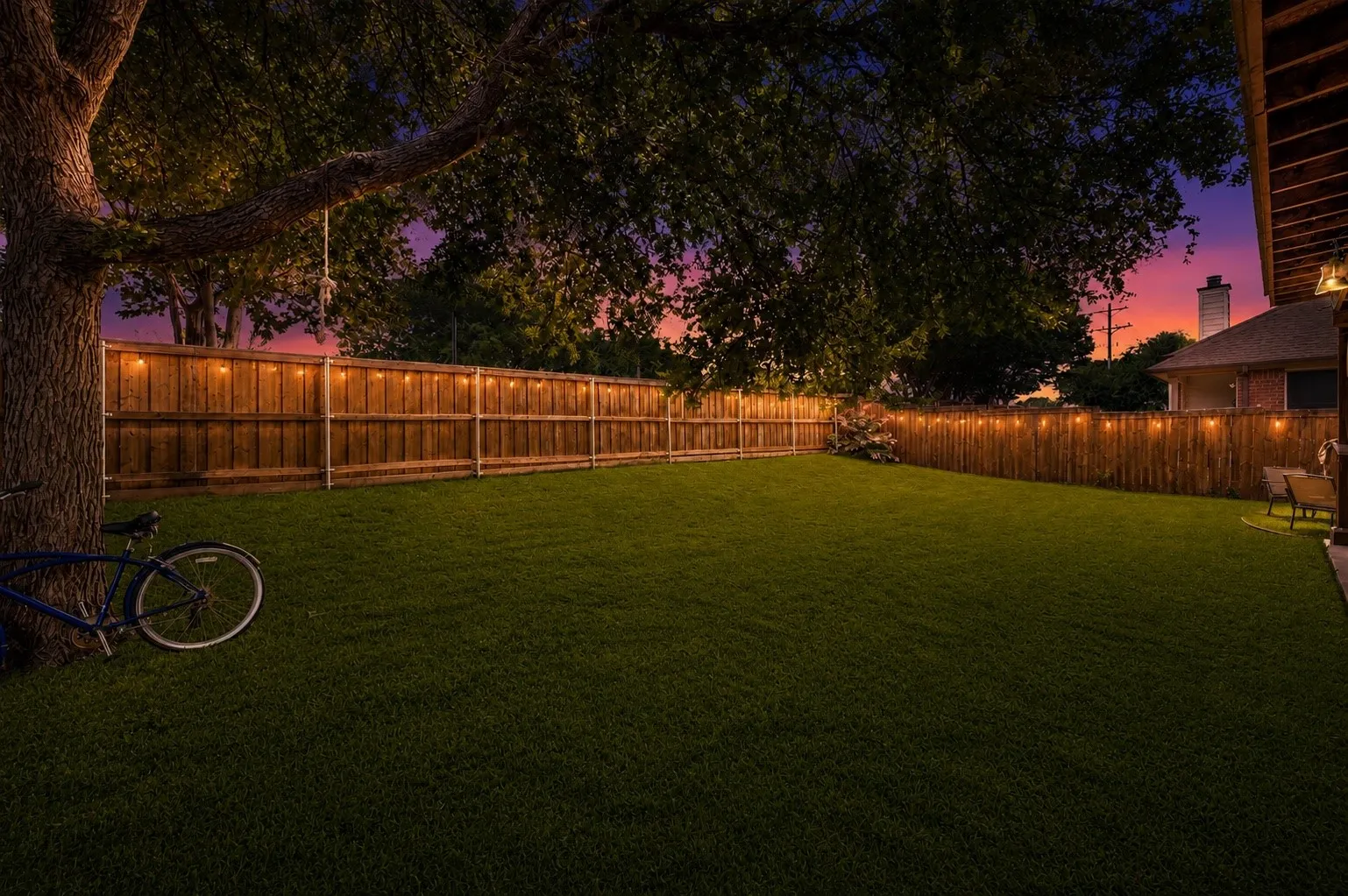 Single Family Residence For Sale in Denton County , 2617 Cowboy Trail, Little Elm, Texas 75068, 4 Bedroom, 3 Bathroom, 2 Garage spaces, 2,849 Sqft, built in 2001, mls#21359604, Real Estate Agent in Little Elm, Homes For Sale in Denton county, Homes For Sale in Little Elm, Realtor in Little Elm Texas, Real Estate Brokerage Independent Realty Texas, Luminita Cordes Realtor