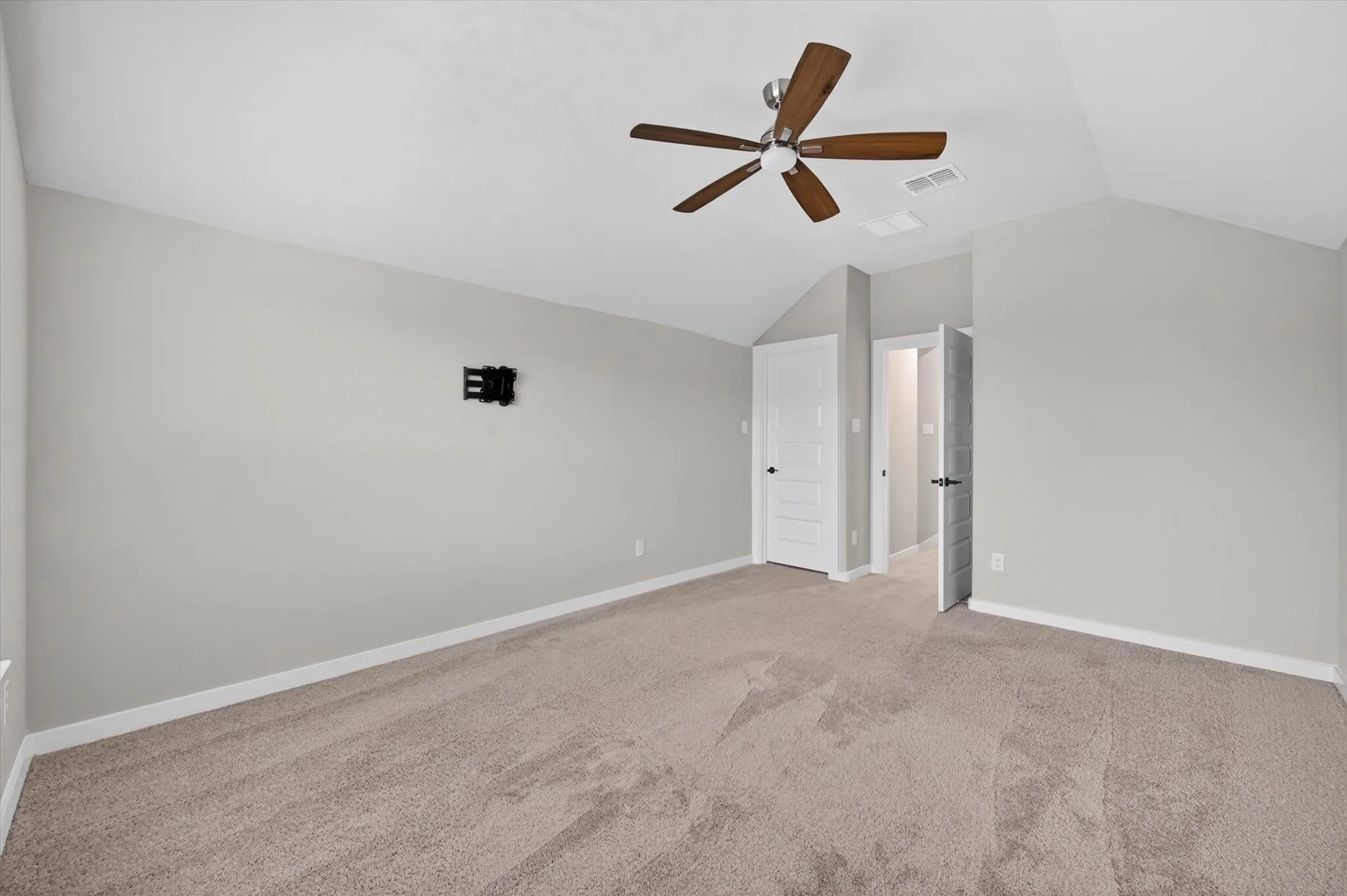 Single Family Residence For Rent in Collin County , 222 Goosewood Drive, Princeton, Texas 75071, 4 Bedroom, 3 Bathroom, 2 Garage spaces, 1,968 Sqft, built in 2023, mls#21247697, Real Estate Agent in Princeton, Homes For Rent in Collin county, Homes For Rent in Princeton, Realtor in Princeton Texas, Real Estate Brokerage Independent Realty Texas, Luminita Cordes Realtor