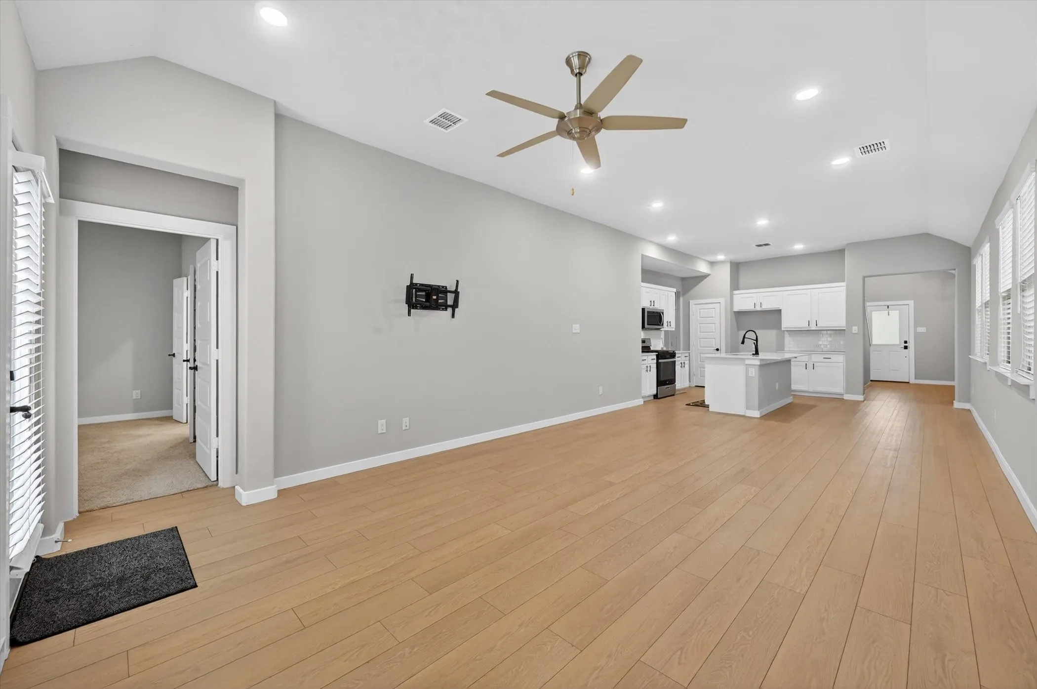 Single Family Residence For Rent in Collin County , 222 Goosewood Drive, Princeton, Texas 75071, 4 Bedroom, 3 Bathroom, 2 Garage spaces, 1,968 Sqft, built in 2023, mls#21247697, Real Estate Agent in Princeton, Homes For Rent in Collin county, Homes For Rent in Princeton, Realtor in Princeton Texas, Real Estate Brokerage Independent Realty Texas, Luminita Cordes Realtor