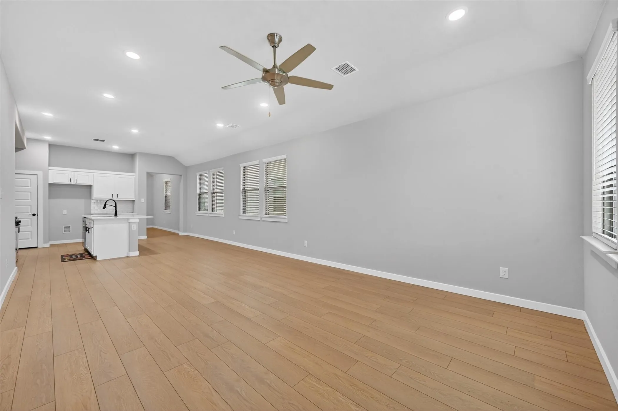 Single Family Residence For Rent in Collin County , 222 Goosewood Drive, Princeton, Texas 75071, 4 Bedroom, 3 Bathroom, 2 Garage spaces, 1,968 Sqft, built in 2023, mls#21247697, Real Estate Agent in Princeton, Homes For Rent in Collin county, Homes For Rent in Princeton, Realtor in Princeton Texas, Real Estate Brokerage Independent Realty Texas, Luminita Cordes Realtor
