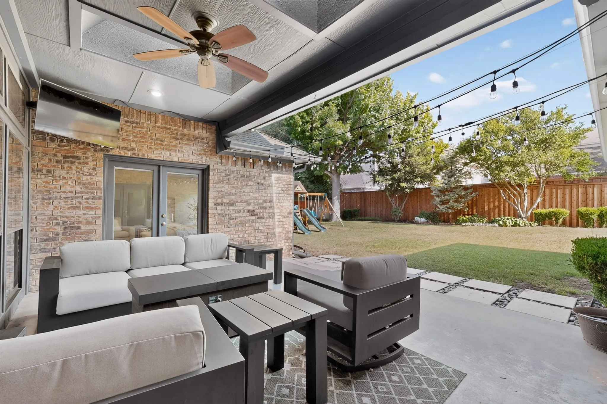 Single Family Residence For Sale in Collin County , 7347 Williamswood Drive, Dallas, Texas 75252, 4 Bedroom, 3 Bathroom, 2 Garage spaces, 2,636 Sqft, built in 1984, mls#21352560, Real Estate Agent in Dallas, Homes For Sale in Collin county, Homes For Sale in Dallas, Realtor in Dallas Texas, Real Estate Brokerage Independent Realty Texas, Luminita Cordes Realtor