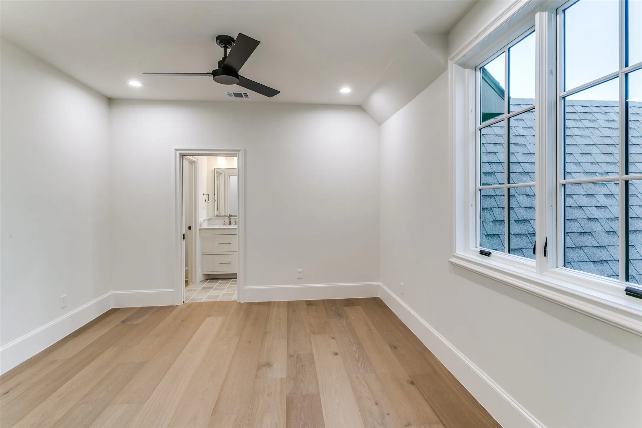 Single Family Residence For Sale in Parker County , 994 San Jacinto Drive, Aledo, Texas 76008, 4 Bedroom, 5 Bathroom, 3 Garage spaces, 4,496 Sqft, built in 2026, mls#21359347, Real Estate Agent in Aledo, Homes For Sale in Parker county, Homes For Sale in Aledo, Realtor in Aledo Texas, Real Estate Brokerage Independent Realty Texas, Luminita Cordes Realtor