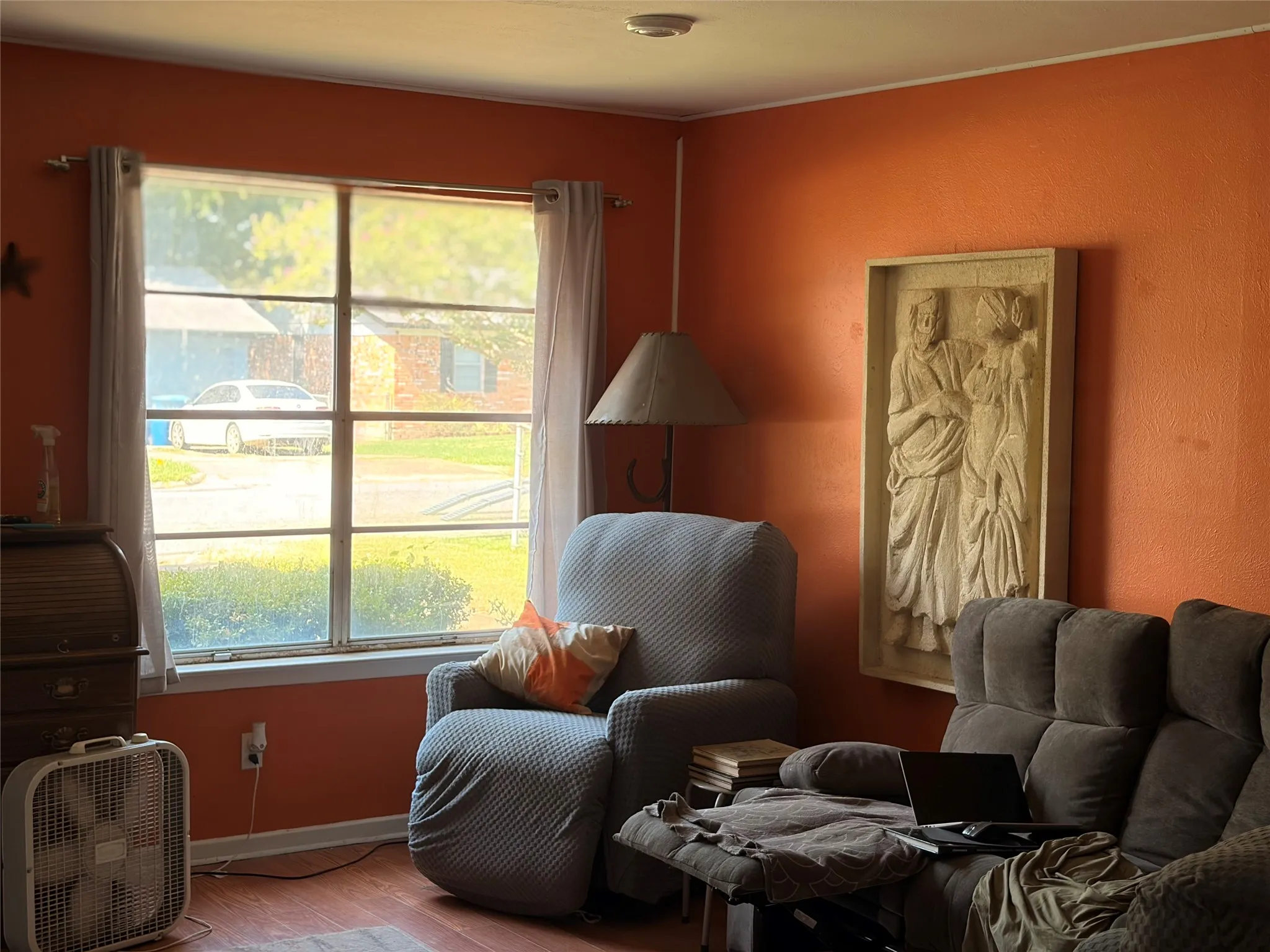 Single Family Residence For Sale in Grayson County , 135 N Imperial Drive, Denison, Texas 75020, 3 Bedroom, 2 Bathroom, 1 Garage spaces, 1,428 Sqft, built in 1962, Price $180,000, mls#21310398, Real Estate Agent in Denison, Homes For Sale in Grayson county, Homes For Sale in Denison, Realtor in Denison Texas, Real Estate Brokerage Independent Realty Texas, Luminita Cordes Realtor