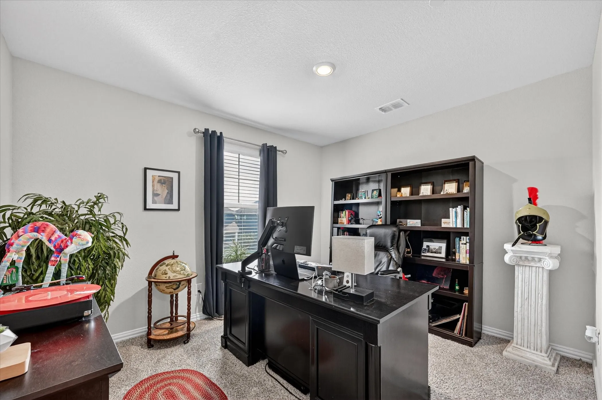 Single Family Residence For Rent in Collin County , 120 Monarch Way, Wylie, Texas 75098, 4 Bedroom, 3 Bathroom, 2 Garage spaces, 2,191 Sqft, built in 2023, mls#21359848, Real Estate Agent in Wylie, Homes For Rent in Collin county, Homes For Rent in Wylie, Realtor in Wylie Texas, Real Estate Brokerage Independent Realty Texas, Luminita Cordes Realtor