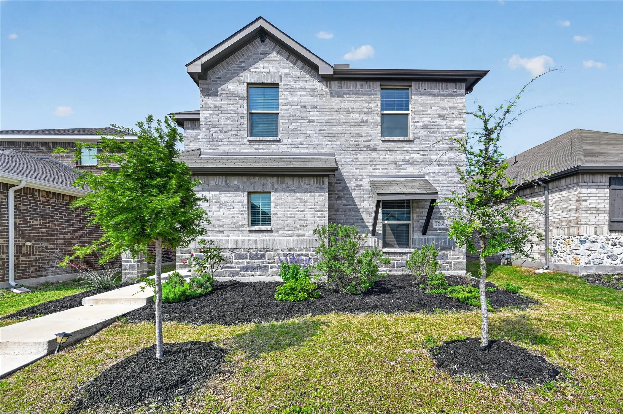Single Family Residence For Rent in Collin County , 120 Monarch Way, Wylie, Texas 75098, 4 Bedroom, 3 Bathroom, 2 Garage spaces, 2,191 Sqft, built in 2023, mls#21359848, Real Estate Agent in Wylie, Homes For Rent in Collin county, Homes For Rent in Wylie, Realtor in Wylie Texas, Real Estate Brokerage Independent Realty Texas, Luminita Cordes Realtor