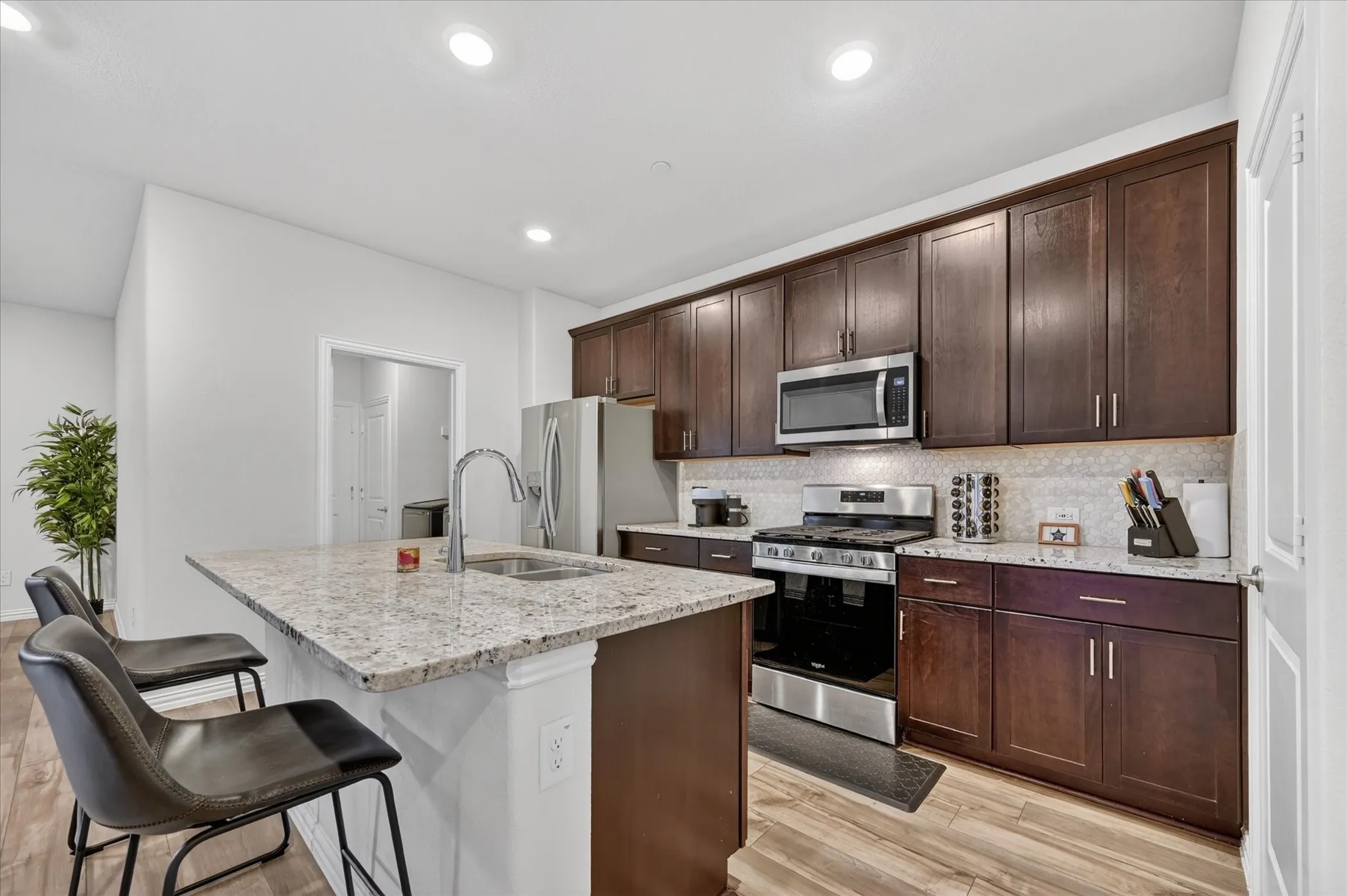 Single Family Residence For Rent in Collin County , 120 Monarch Way, Wylie, Texas 75098, 4 Bedroom, 3 Bathroom, 2 Garage spaces, 2,191 Sqft, built in 2023, mls#21359848, Real Estate Agent in Wylie, Homes For Rent in Collin county, Homes For Rent in Wylie, Realtor in Wylie Texas, Real Estate Brokerage Independent Realty Texas, Luminita Cordes Realtor