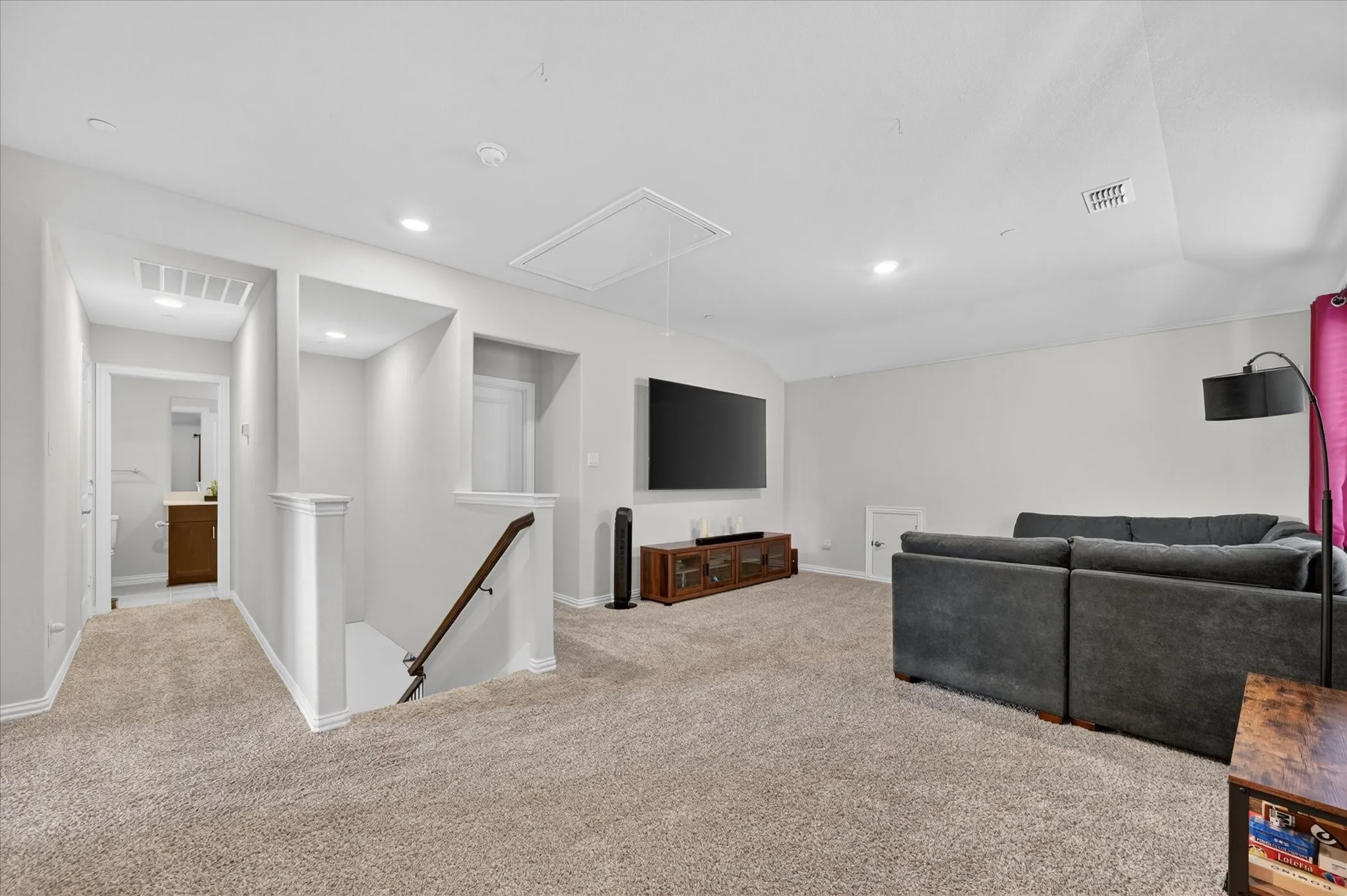 Single Family Residence For Rent in Collin County , 120 Monarch Way, Wylie, Texas 75098, 4 Bedroom, 3 Bathroom, 2 Garage spaces, 2,191 Sqft, built in 2023, mls#21359848, Real Estate Agent in Wylie, Homes For Rent in Collin county, Homes For Rent in Wylie, Realtor in Wylie Texas, Real Estate Brokerage Independent Realty Texas, Luminita Cordes Realtor