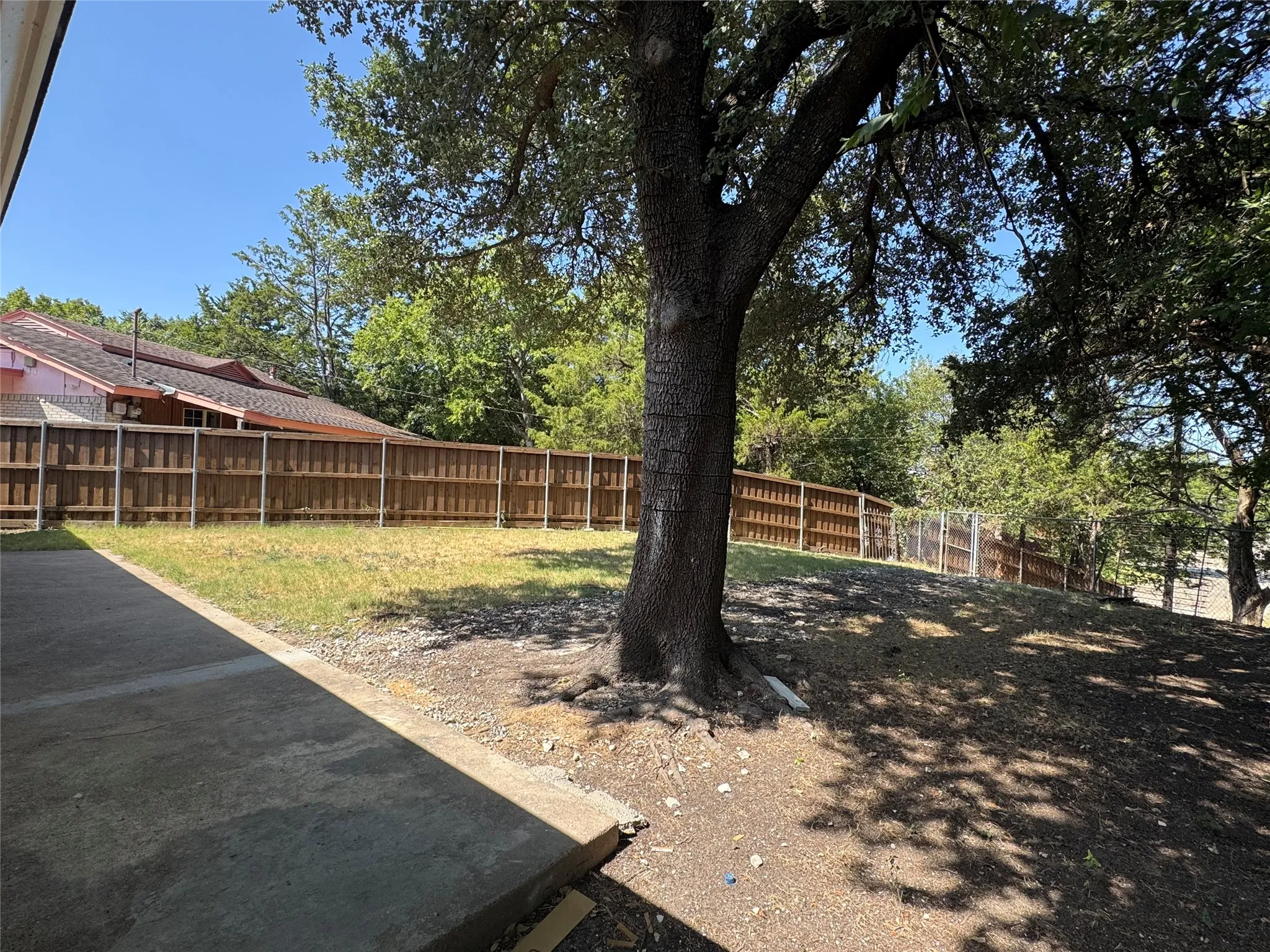 Single Family Residence For Rent in Dallas County , 3549 Rio Grande Circle, Dallas, Texas 75233, 4 Bedroom, 2 Bathroom, Garage spaces, 1,923 Sqft, built in 1968, mls#21359747, Real Estate Agent in Dallas, Homes For Rent in Dallas county, Homes For Rent in Dallas, Realtor in Dallas Texas, Real Estate Brokerage Independent Realty Texas, Luminita Cordes Realtor