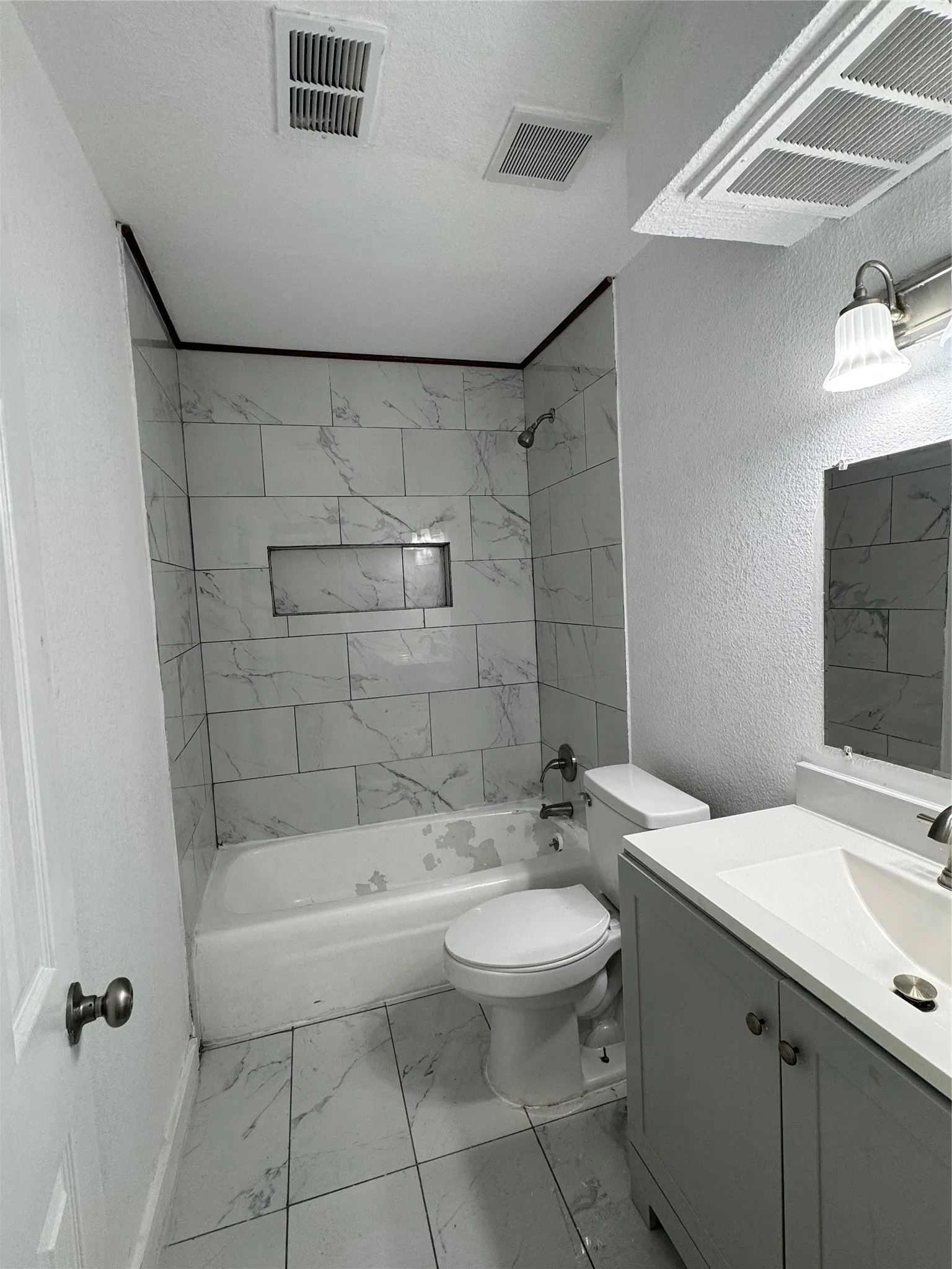 Single Family Residence For Rent in Dallas County , 3549 Rio Grande Circle, Dallas, Texas 75233, 4 Bedroom, 2 Bathroom, Garage spaces, 1,923 Sqft, built in 1968, mls#21359747, Real Estate Agent in Dallas, Homes For Rent in Dallas county, Homes For Rent in Dallas, Realtor in Dallas Texas, Real Estate Brokerage Independent Realty Texas, Luminita Cordes Realtor