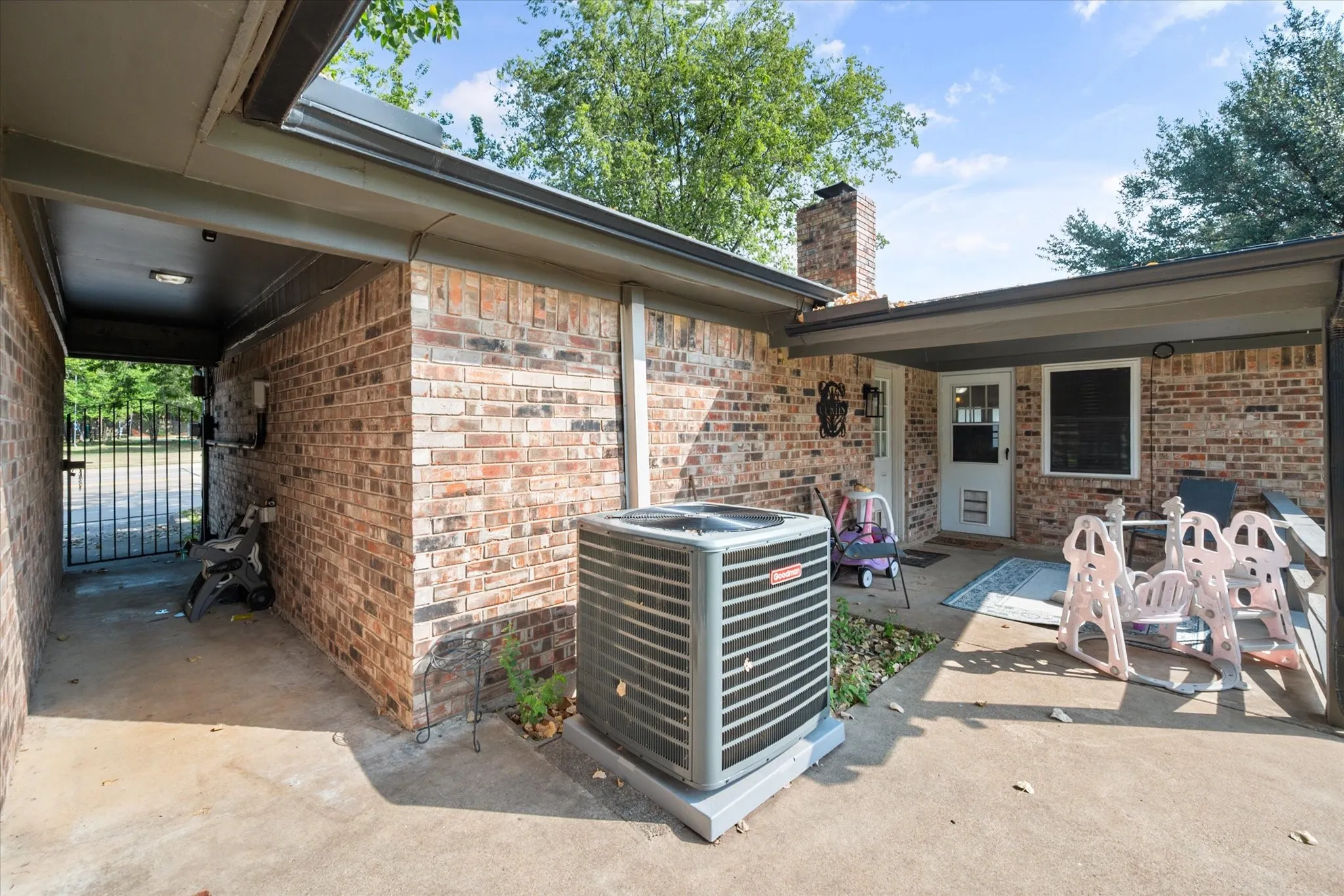 Access to side yard and the 2 back doors