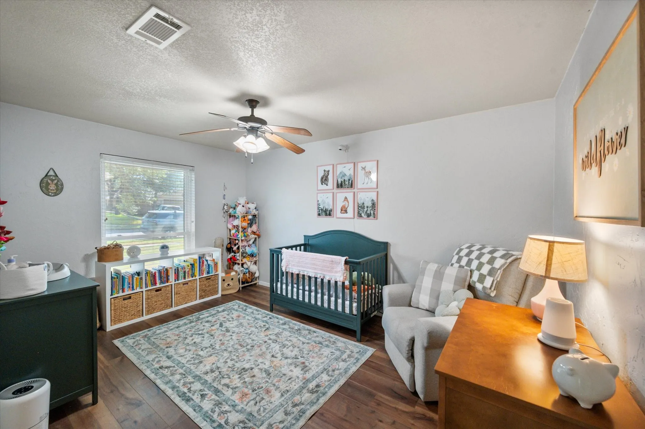 Single Family Residence For Sale in Johnson County , 767 NW Ann Lois Lane, Burleson, Texas 76028, 3 Bedroom, 2 Bathroom, 2 Garage spaces, 2,018 Sqft, built in 1974, mls#21356922, Real Estate Agent in Burleson, Homes For Sale in Johnson county, Homes For Sale in Burleson, Realtor in Burleson Texas, Real Estate Brokerage Independent Realty Texas, Luminita Cordes Realtor
