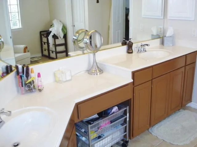Single Family Residence For Rent in Dallas County , 9709 Raven Lane, Irving, Texas 75063, 4 Bedroom, 3 Bathroom, 2 Garage spaces, 2,621 Sqft, built in 1996, mls#21359805, Real Estate Agent in Irving, Homes For Rent in Dallas county, Homes For Rent in Irving, Realtor in Irving Texas, Real Estate Brokerage Independent Realty Texas, Luminita Cordes Realtor