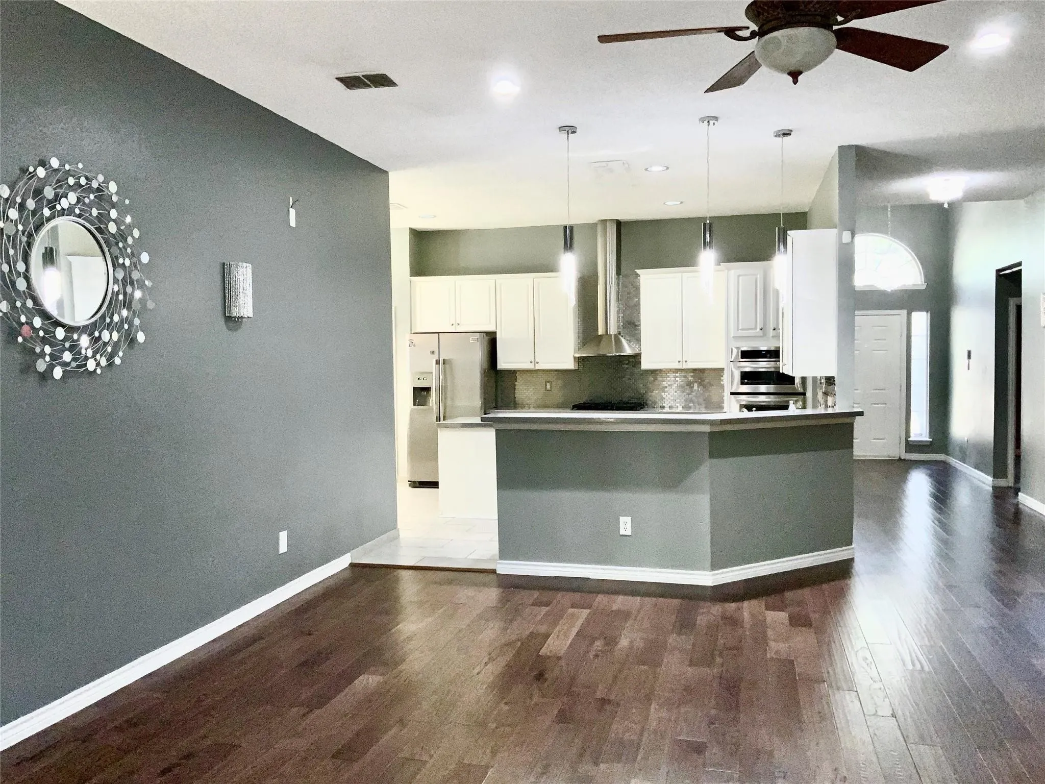 Single Family Residence For Rent in Dallas County , 9709 Raven Lane, Irving, Texas 75063, 4 Bedroom, 3 Bathroom, 2 Garage spaces, 2,621 Sqft, built in 1996, mls#21359805, Real Estate Agent in Irving, Homes For Rent in Dallas county, Homes For Rent in Irving, Realtor in Irving Texas, Real Estate Brokerage Independent Realty Texas, Luminita Cordes Realtor