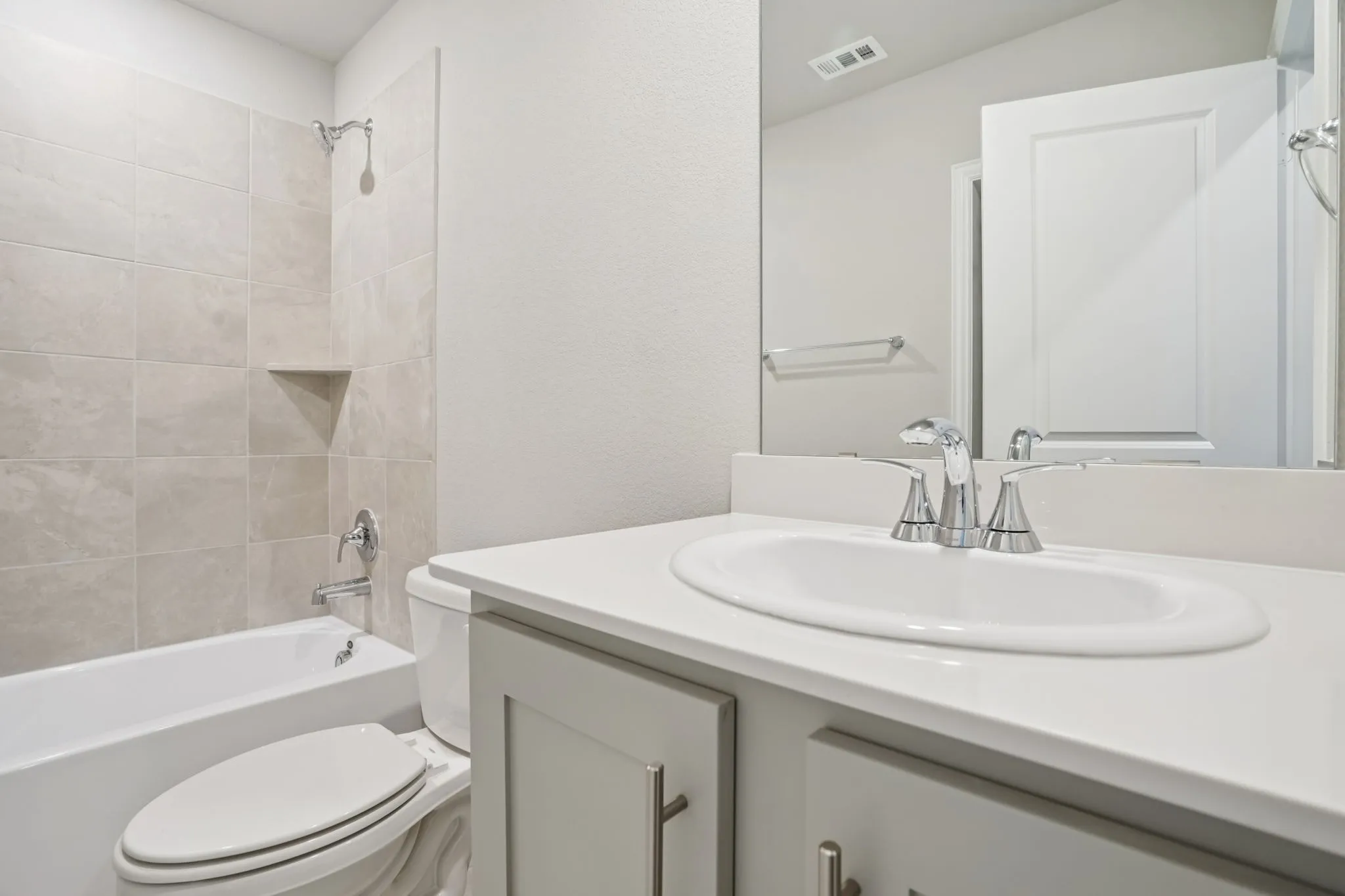 Photo is not of the actual home, but is an inspirational photo of builder’s model home and may depict options, furnishings, and/or decorator features that are not included.