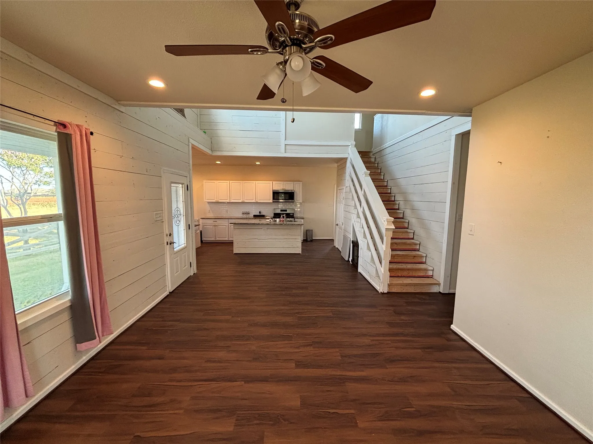 Single Family Residence For Rent in Collin County , 602 East Street, Josephine, Texas 75189, 3 Bedroom, 2 Bathroom, 2 Garage spaces, 1,841 Sqft, built in 1967, mls#21357221, Real Estate Agent in Josephine, Homes For Rent in Collin county, Homes For Rent in Josephine, Realtor in Josephine Texas, Real Estate Brokerage Independent Realty Texas, Luminita Cordes Realtor