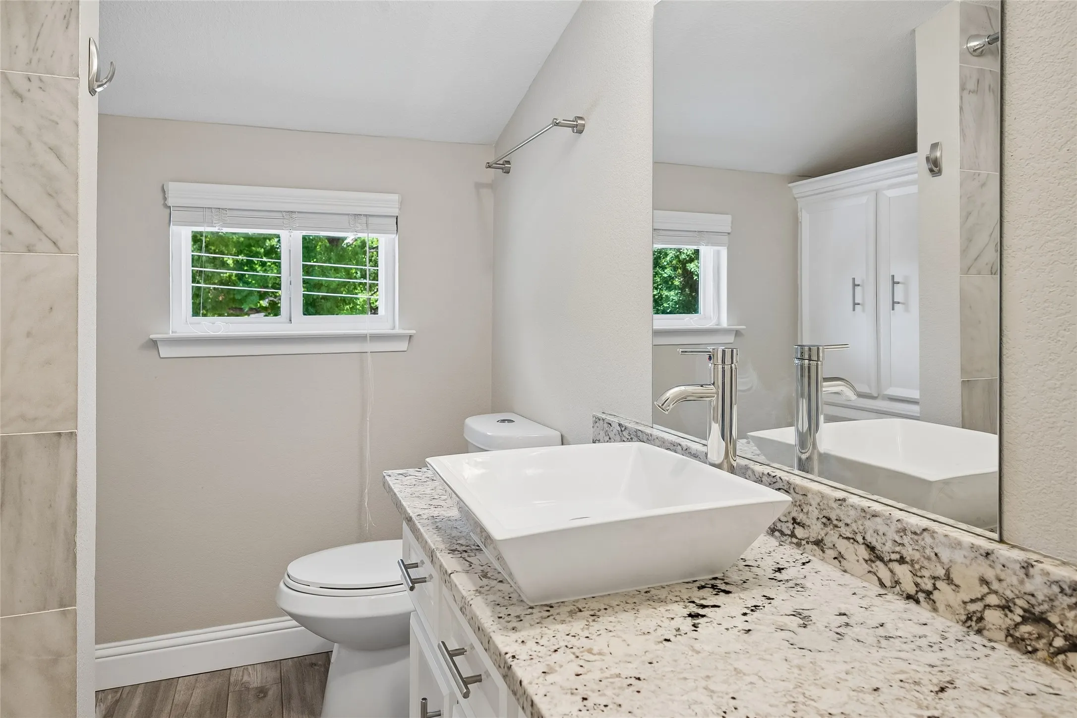 Single Family Residence For Sale in Dallas County , 9614 Brentgate Drive, Dallas, Texas 75238, 4 Bedroom, 4 Bathroom, 2 Garage spaces, 3,165 Sqft, built in 1964, mls#21358946, Real Estate Agent in Dallas, Homes For Sale in Dallas county, Homes For Sale in Dallas, Realtor in Dallas Texas, Real Estate Brokerage Independent Realty Texas, Luminita Cordes Realtor