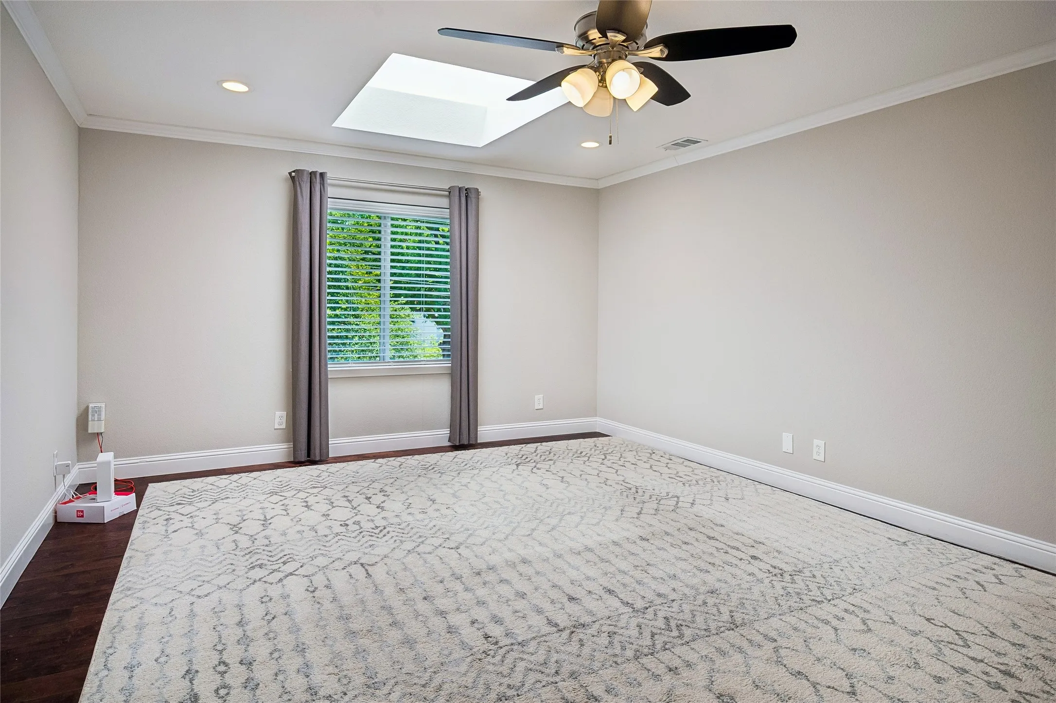 Single Family Residence For Sale in Dallas County , 9614 Brentgate Drive, Dallas, Texas 75238, 4 Bedroom, 4 Bathroom, 2 Garage spaces, 3,165 Sqft, built in 1964, mls#21358946, Real Estate Agent in Dallas, Homes For Sale in Dallas county, Homes For Sale in Dallas, Realtor in Dallas Texas, Real Estate Brokerage Independent Realty Texas, Luminita Cordes Realtor