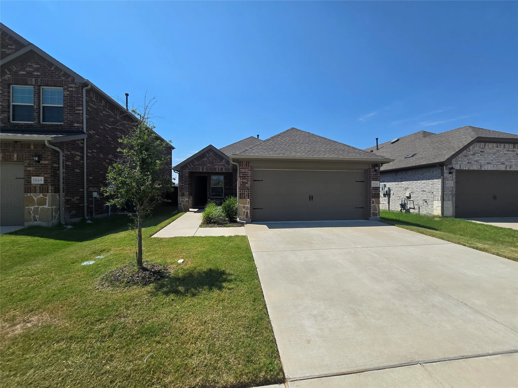 Single Family Residence For Rent in Collin County , 856 Good Cheer Lane, Lavon, Texas 75166, 4 Bedroom, 2 Bathroom, 2 Garage spaces, 1,665 Sqft, built in 2023, Price $2,000, mls#21359780, Real Estate Agent in Lavon, Homes For Rent in Collin county, Homes For Rent in Lavon, Realtor in Lavon Texas, Real Estate Brokerage Independent Realty Texas, Luminita Cordes Realtor