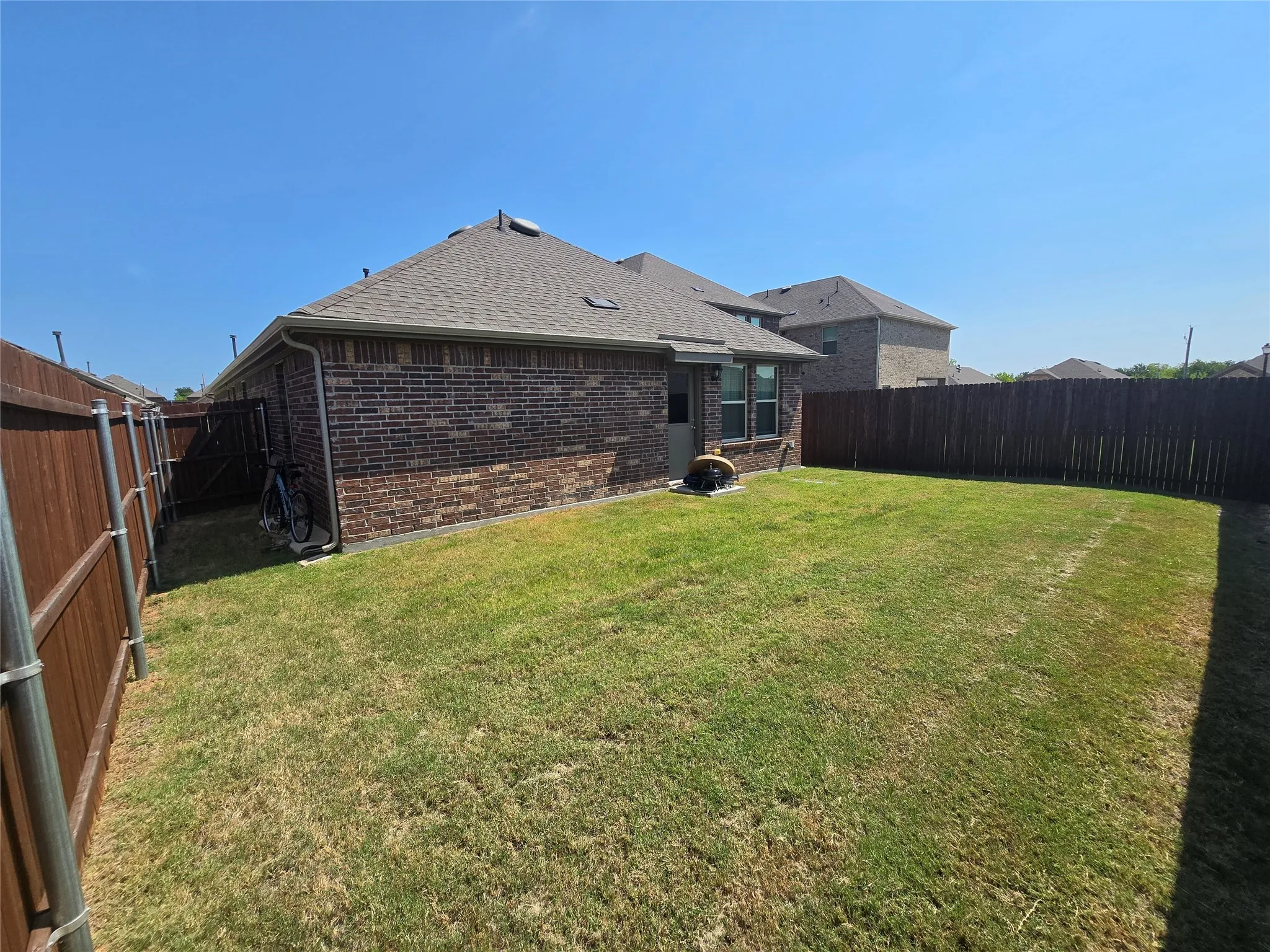 Single Family Residence For Rent in Collin County , 856 Good Cheer Lane, Lavon, Texas 75166, 4 Bedroom, 2 Bathroom, 2 Garage spaces, 1,665 Sqft, built in 2023, Price $2,000, mls#21359780, Real Estate Agent in Lavon, Homes For Rent in Collin county, Homes For Rent in Lavon, Realtor in Lavon Texas, Real Estate Brokerage Independent Realty Texas, Luminita Cordes Realtor
