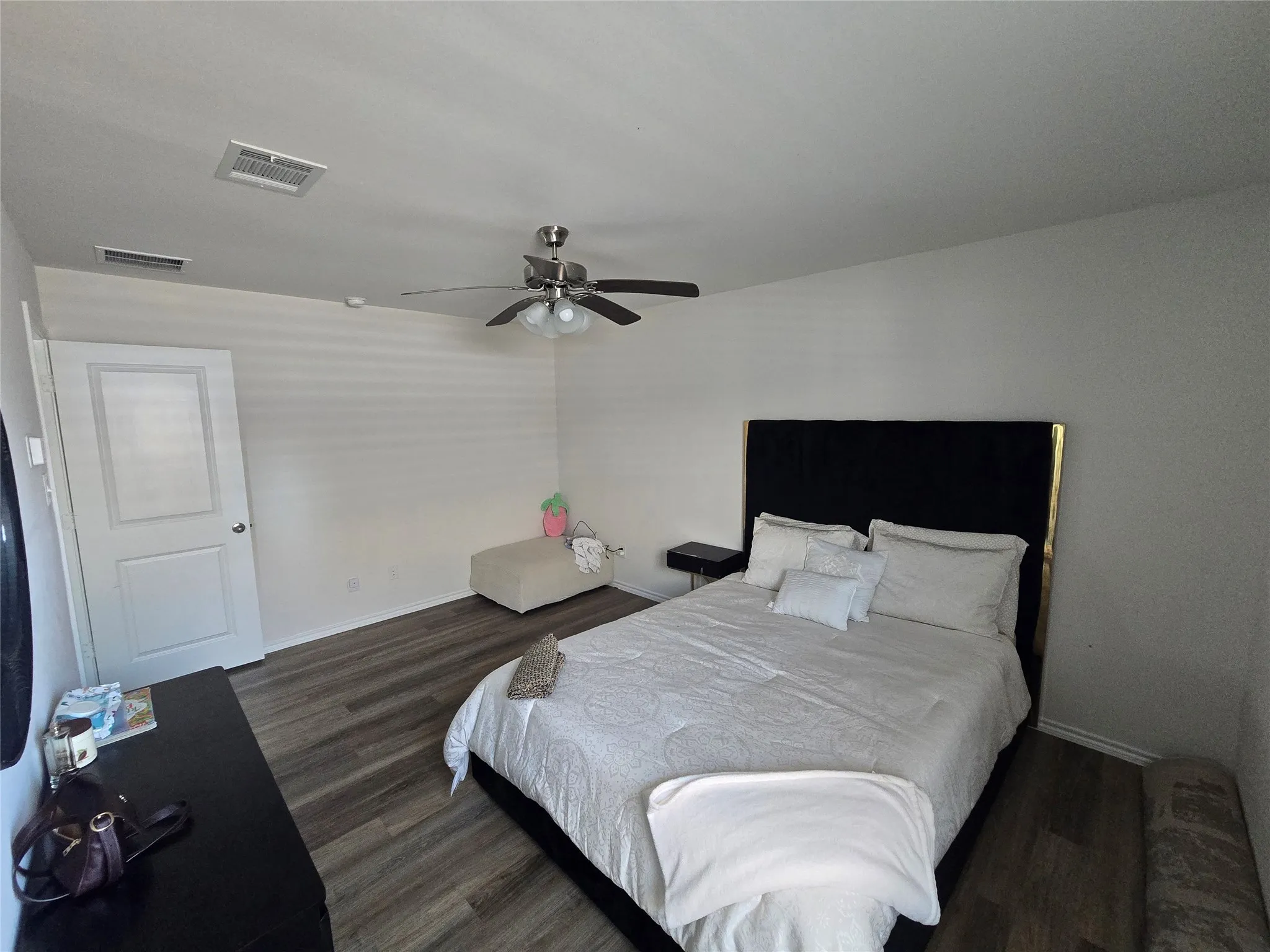 Single Family Residence For Rent in Collin County , 856 Good Cheer Lane, Lavon, Texas 75166, 4 Bedroom, 2 Bathroom, 2 Garage spaces, 1,665 Sqft, built in 2023, Price $2,000, mls#21359780, Real Estate Agent in Lavon, Homes For Rent in Collin county, Homes For Rent in Lavon, Realtor in Lavon Texas, Real Estate Brokerage Independent Realty Texas, Luminita Cordes Realtor