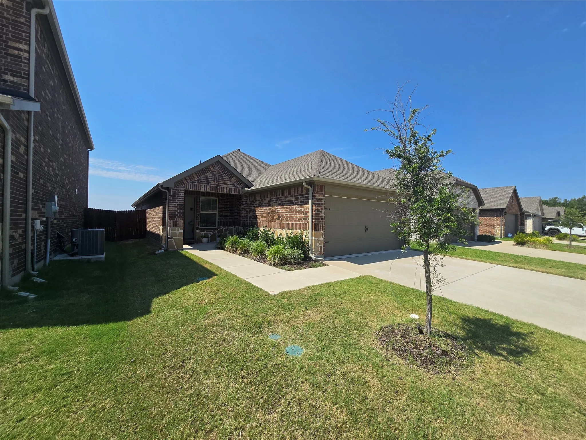 Single Family Residence For Rent in Collin County , 856 Good Cheer Lane, Lavon, Texas 75166, 4 Bedroom, 2 Bathroom, 2 Garage spaces, 1,665 Sqft, built in 2023, Price $2,000, mls#21359780, Real Estate Agent in Lavon, Homes For Rent in Collin county, Homes For Rent in Lavon, Realtor in Lavon Texas, Real Estate Brokerage Independent Realty Texas, Luminita Cordes Realtor