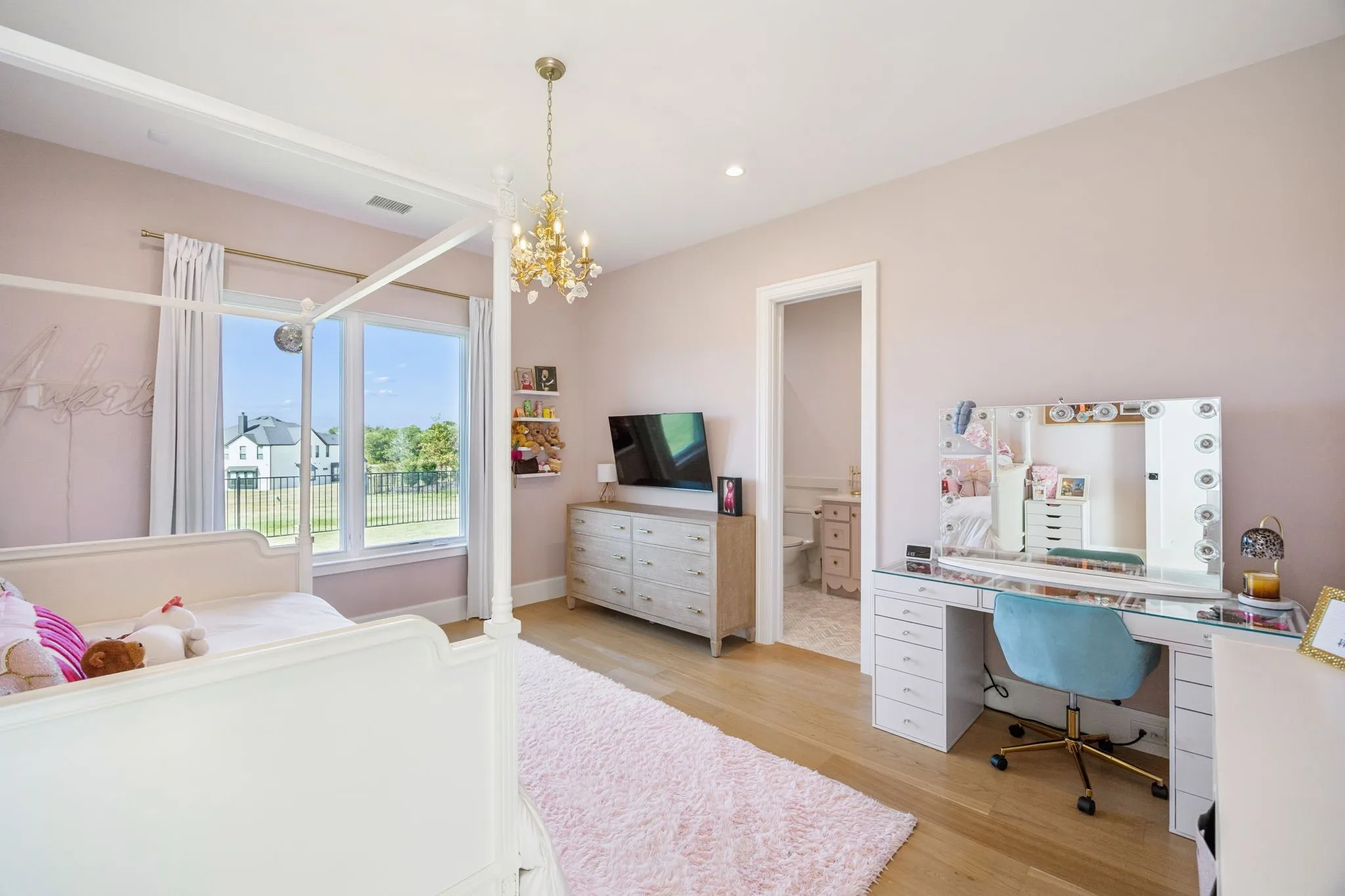 Single Family Residence For Sale in Collin County , 122 Ford Court, Weston, Texas 75009, 5 Bedroom, 6 Bathroom, 4 Garage spaces, 5,866 Sqft, built in 2024, mls#21359465, Real Estate Agent in Weston, Homes For Sale in Collin county, Homes For Sale in Weston, Realtor in Weston Texas, Real Estate Brokerage Independent Realty Texas, Luminita Cordes Realtor