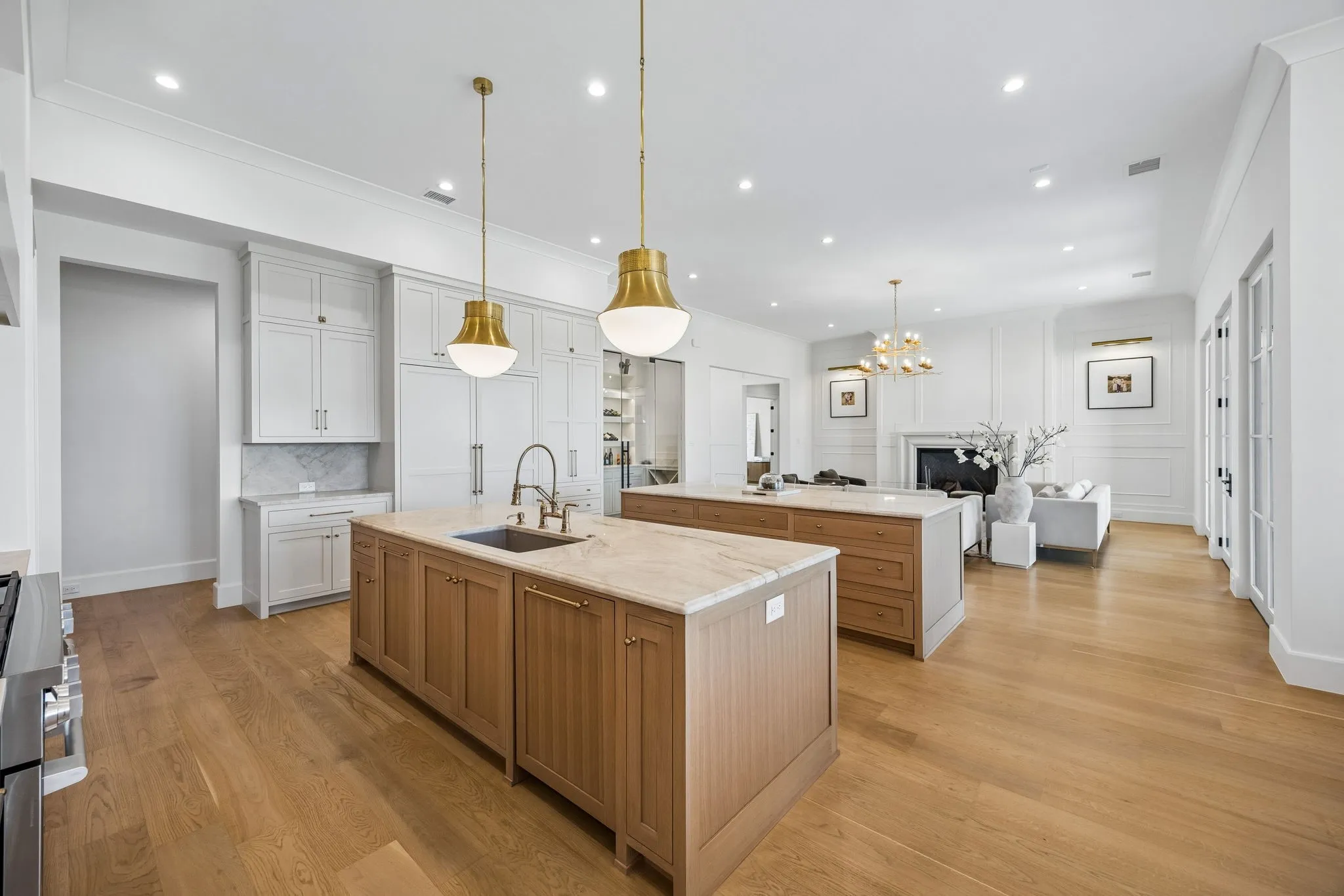 Single Family Residence For Sale in Collin County , 122 Ford Court, Weston, Texas 75009, 5 Bedroom, 6 Bathroom, 4 Garage spaces, 5,866 Sqft, built in 2024, mls#21359465, Real Estate Agent in Weston, Homes For Sale in Collin county, Homes For Sale in Weston, Realtor in Weston Texas, Real Estate Brokerage Independent Realty Texas, Luminita Cordes Realtor