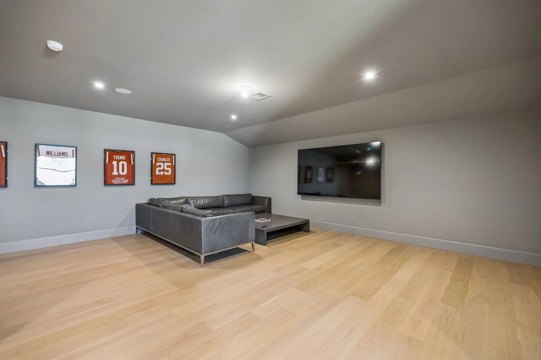 Single Family Residence For Sale in Collin County , 122 Ford Court, Weston, Texas 75009, 5 Bedroom, 6 Bathroom, 4 Garage spaces, 5,866 Sqft, built in 2024, mls#21359465, Real Estate Agent in Weston, Homes For Sale in Collin county, Homes For Sale in Weston, Realtor in Weston Texas, Real Estate Brokerage Independent Realty Texas, Luminita Cordes Realtor
