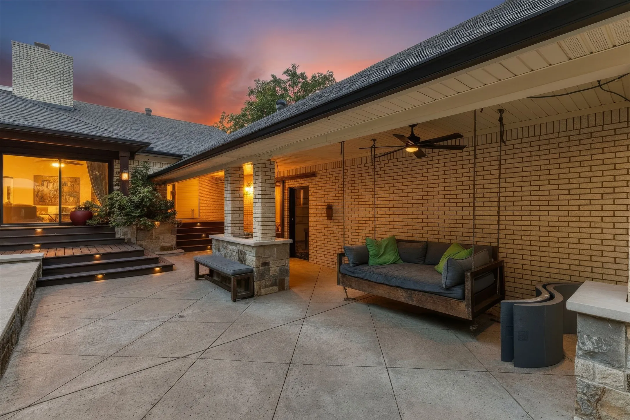 Single Family Residence For Sale in Tarrant County , 1117 Shady Lane N, Keller, Texas 76248, 4 Bedroom, 3 Bathroom, 4 Garage spaces, 3,272 Sqft, built in 1975, mls#21359485, Real Estate Agent in Keller, Homes For Sale in Tarrant county, Homes For Sale in Keller, Realtor in Keller Texas, Real Estate Brokerage Independent Realty Texas, Luminita Cordes Realtor