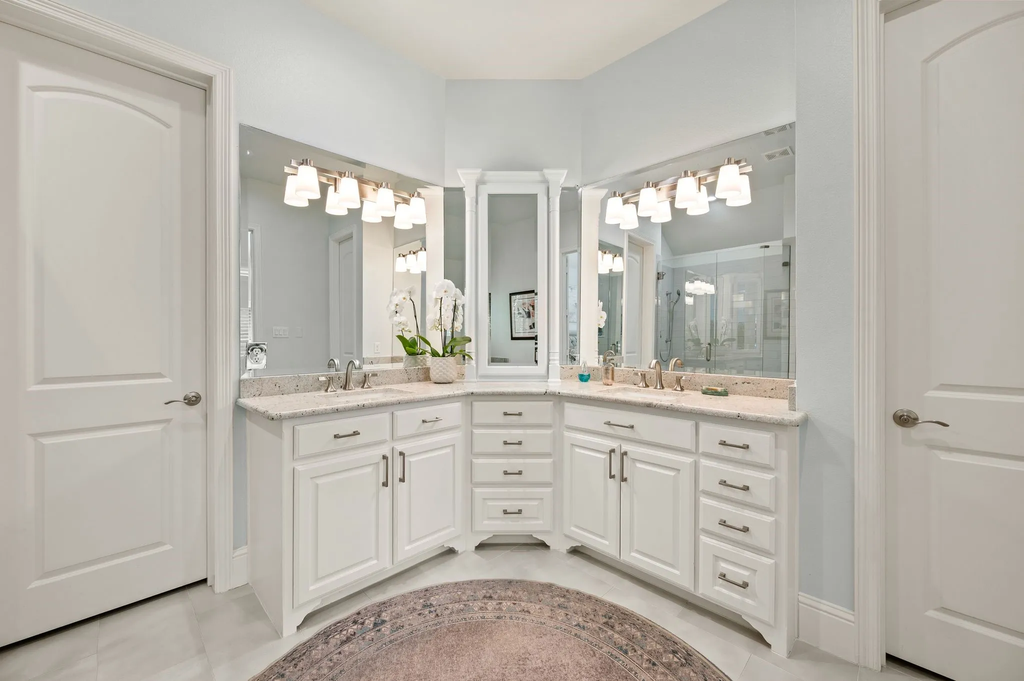 Single Family Residence For Sale in Tarrant County , 805 Creekview Lane, Colleyville, Texas 76034, 2 Bedroom, 2 Bathroom, 2 Garage spaces, 2,402 Sqft, built in 2012, mls#21358783, Real Estate Agent in Colleyville, Homes For Sale in Tarrant county, Homes For Sale in Colleyville, Realtor in Colleyville Texas, Real Estate Brokerage Independent Realty Texas, Luminita Cordes Realtor