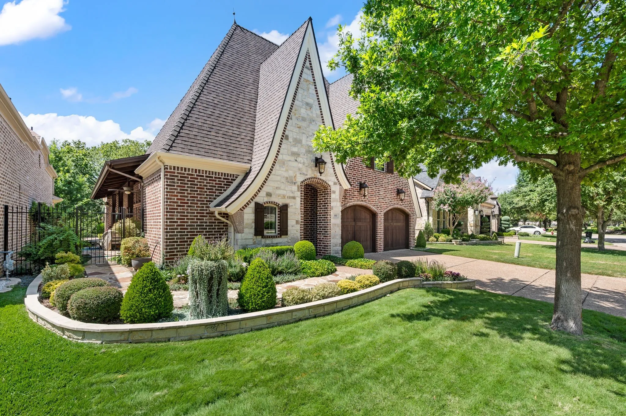 Single Family Residence For Sale in Tarrant County , 805 Creekview Lane, Colleyville, Texas 76034, 2 Bedroom, 2 Bathroom, 2 Garage spaces, 2,402 Sqft, built in 2012, mls#21358783, Real Estate Agent in Colleyville, Homes For Sale in Tarrant county, Homes For Sale in Colleyville, Realtor in Colleyville Texas, Real Estate Brokerage Independent Realty Texas, Luminita Cordes Realtor