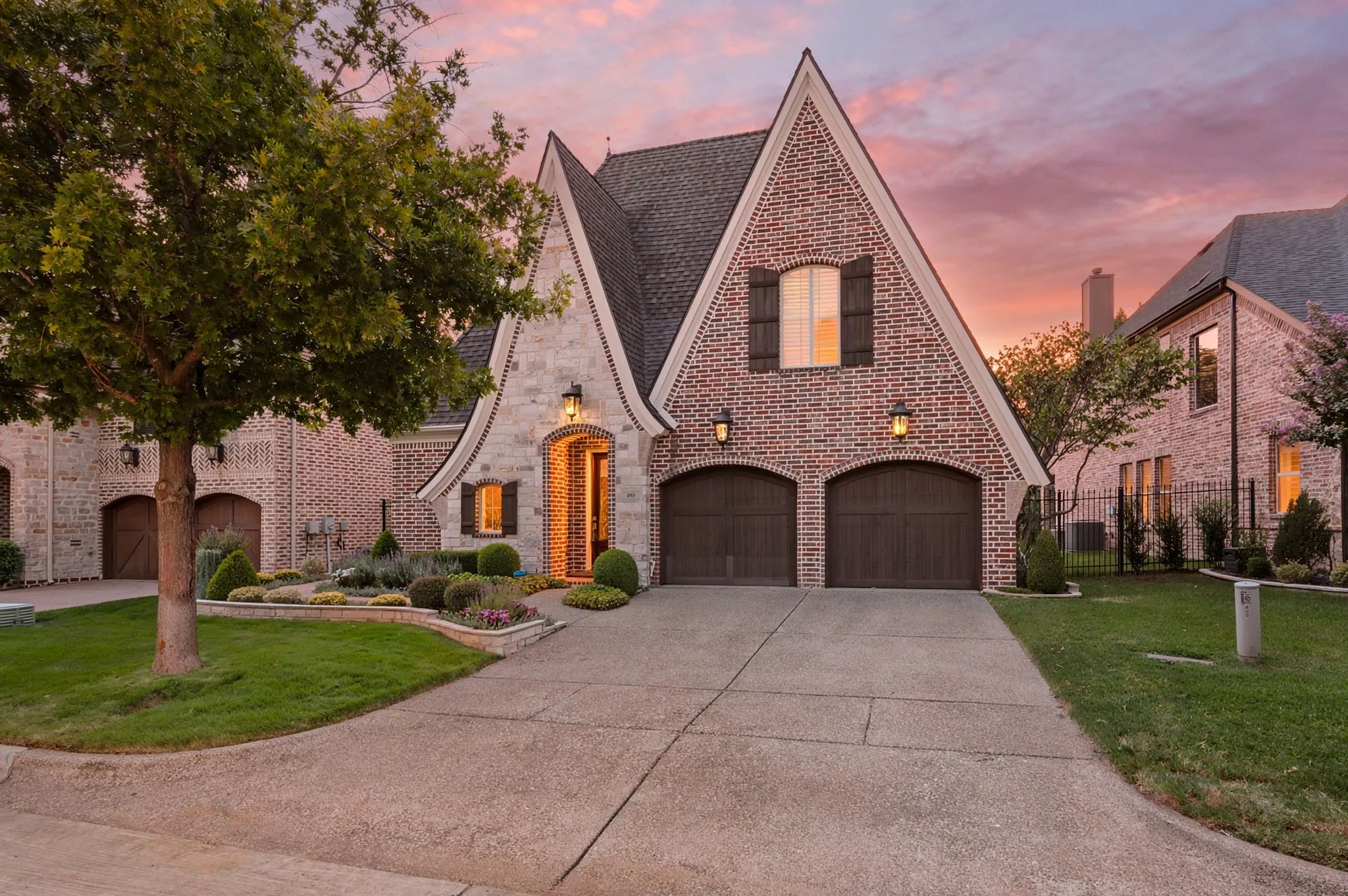 Single Family Residence For Sale in Tarrant County , 805 Creekview Lane, Colleyville, Texas 76034, 2 Bedroom, 2 Bathroom, 2 Garage spaces, 2,402 Sqft, built in 2012, mls#21358783, Real Estate Agent in Colleyville, Homes For Sale in Tarrant county, Homes For Sale in Colleyville, Realtor in Colleyville Texas, Real Estate Brokerage Independent Realty Texas, Luminita Cordes Realtor