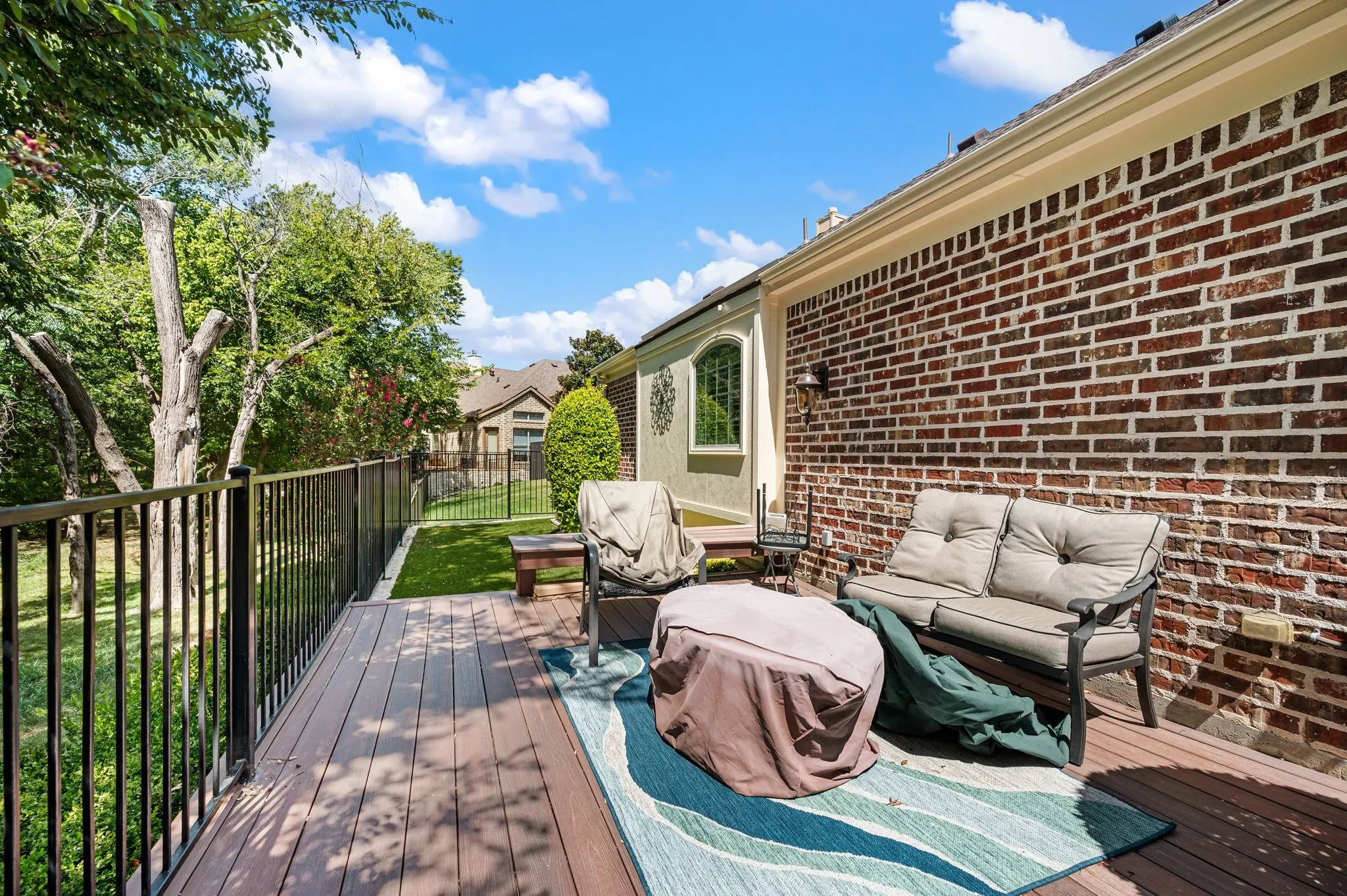 Single Family Residence For Sale in Tarrant County , 805 Creekview Lane, Colleyville, Texas 76034, 2 Bedroom, 2 Bathroom, 2 Garage spaces, 2,402 Sqft, built in 2012, mls#21358783, Real Estate Agent in Colleyville, Homes For Sale in Tarrant county, Homes For Sale in Colleyville, Realtor in Colleyville Texas, Real Estate Brokerage Independent Realty Texas, Luminita Cordes Realtor