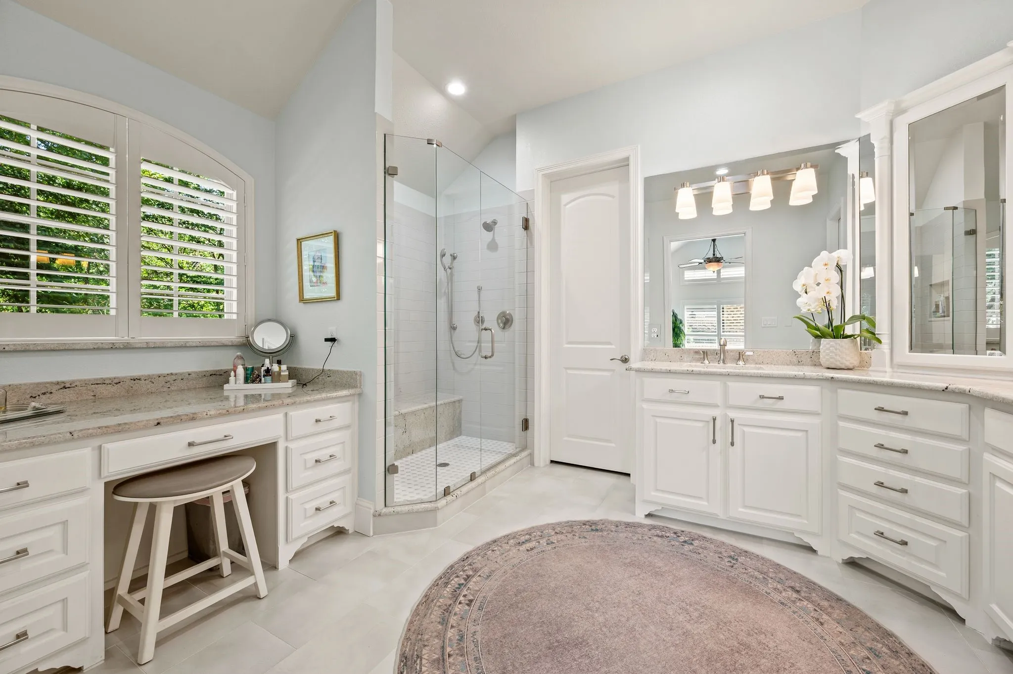 Single Family Residence For Sale in Tarrant County , 805 Creekview Lane, Colleyville, Texas 76034, 2 Bedroom, 2 Bathroom, 2 Garage spaces, 2,402 Sqft, built in 2012, mls#21358783, Real Estate Agent in Colleyville, Homes For Sale in Tarrant county, Homes For Sale in Colleyville, Realtor in Colleyville Texas, Real Estate Brokerage Independent Realty Texas, Luminita Cordes Realtor