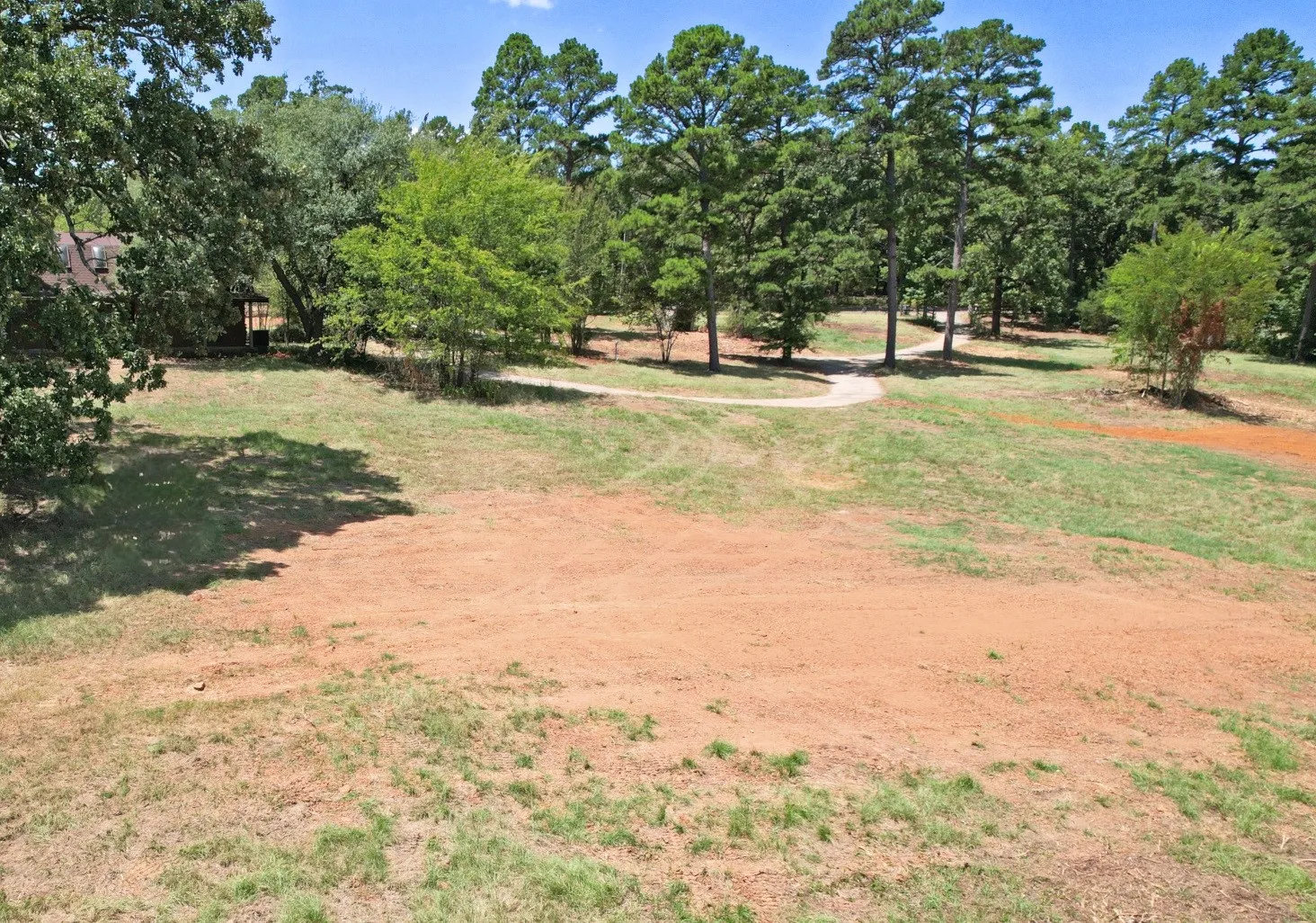 Single Family Residence For Sale in Wood County , 391 County Road 3254, Quitman, Texas 75783, 3 Bedroom, 2 Bathroom, 1 Garage spaces, 2,376 Sqft, built in 1976, mls#21358051, Real Estate Agent in Quitman, Homes For Sale in Wood county, Homes For Sale in Quitman, Realtor in Quitman Texas, Real Estate Brokerage Independent Realty Texas, Luminita Cordes Realtor