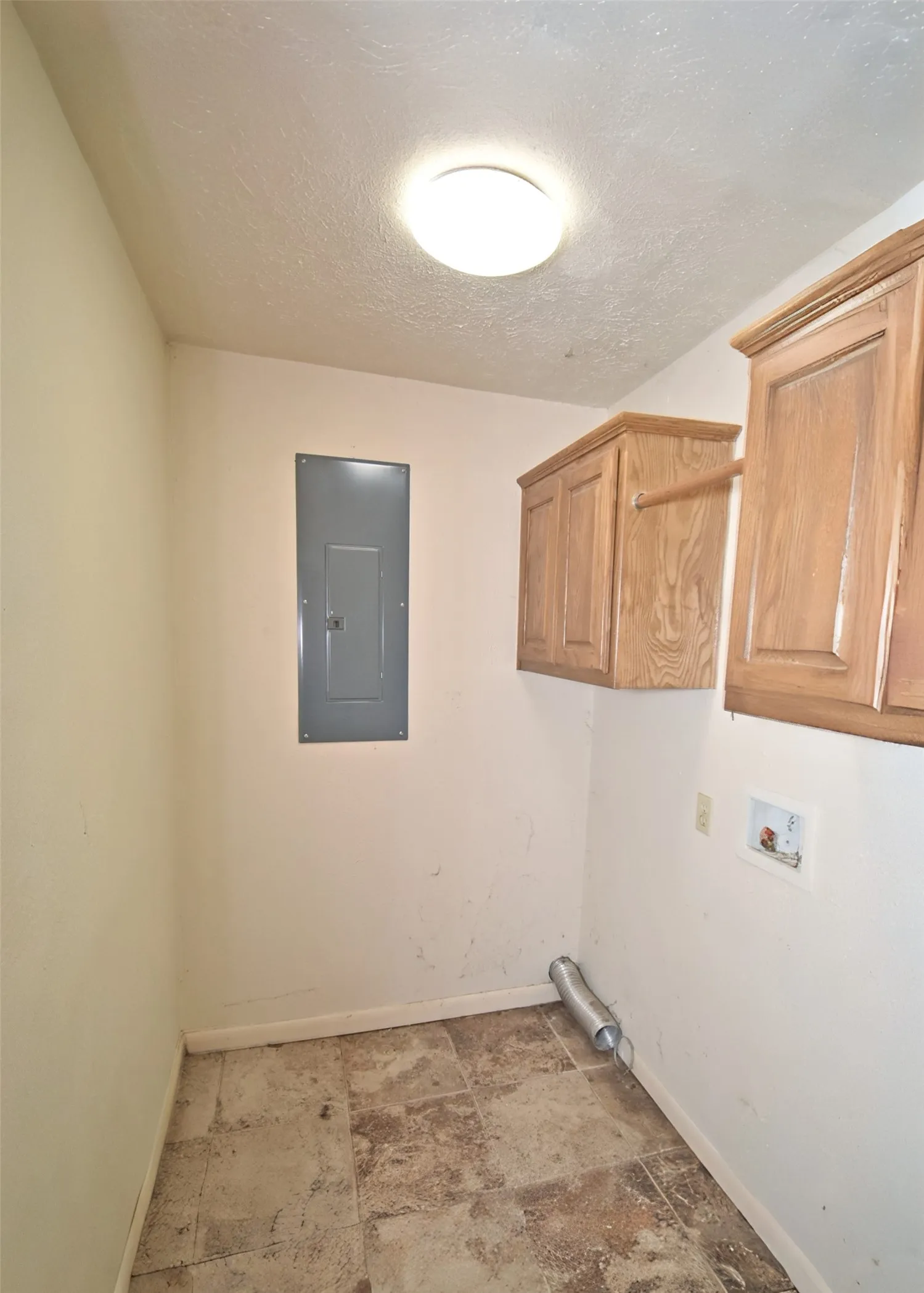 Single Family Residence For Sale in Wood County , 391 County Road 3254, Quitman, Texas 75783, 3 Bedroom, 2 Bathroom, 1 Garage spaces, 2,376 Sqft, built in 1976, mls#21358051, Real Estate Agent in Quitman, Homes For Sale in Wood county, Homes For Sale in Quitman, Realtor in Quitman Texas, Real Estate Brokerage Independent Realty Texas, Luminita Cordes Realtor