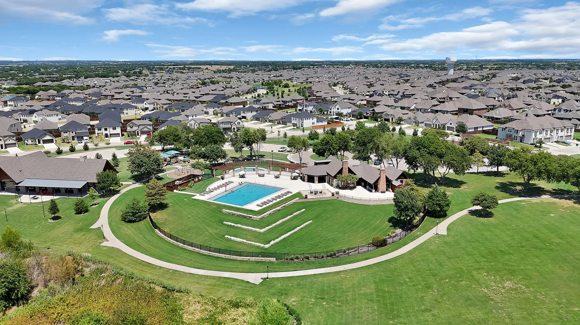 Single Family Residence For Sale in Kaufman County , 841 Knoxbridge Road, Forney, Texas 75126, 4 Bedroom, 3 Bathroom, 2 Garage spaces, 2,595 Sqft, built in 2019, mls#21356057, Real Estate Agent in Forney, Homes For Sale in Kaufman county, Homes For Sale in Forney, Realtor in Forney Texas, Real Estate Brokerage Independent Realty Texas, Luminita Cordes Realtor