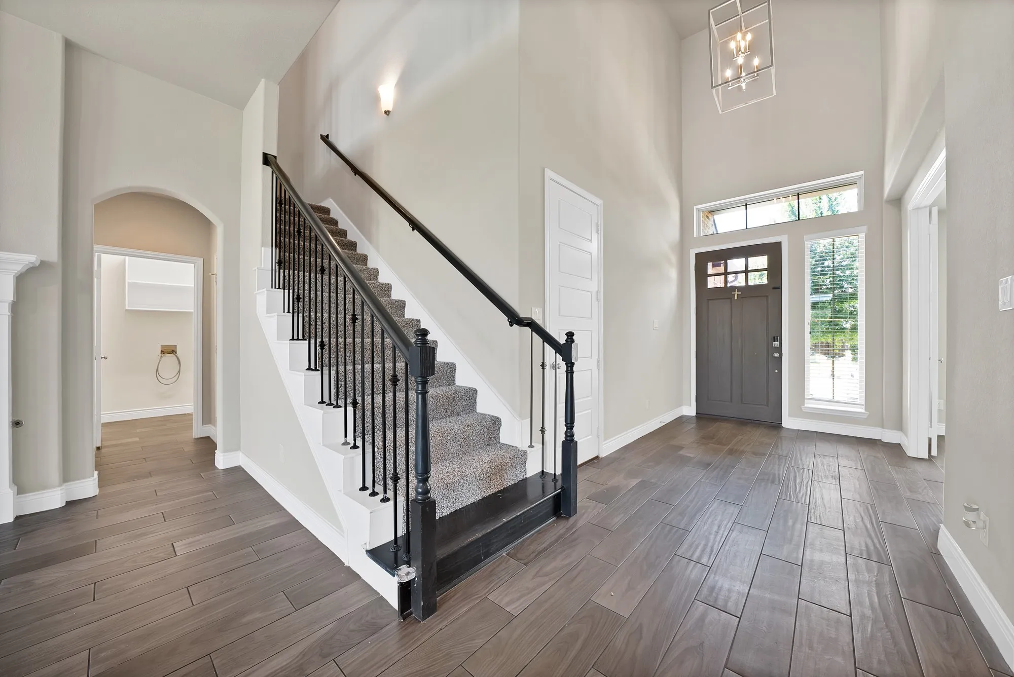 Single Family Residence For Sale in Kaufman County , 841 Knoxbridge Road, Forney, Texas 75126, 4 Bedroom, 3 Bathroom, 2 Garage spaces, 2,595 Sqft, built in 2019, mls#21356057, Real Estate Agent in Forney, Homes For Sale in Kaufman county, Homes For Sale in Forney, Realtor in Forney Texas, Real Estate Brokerage Independent Realty Texas, Luminita Cordes Realtor