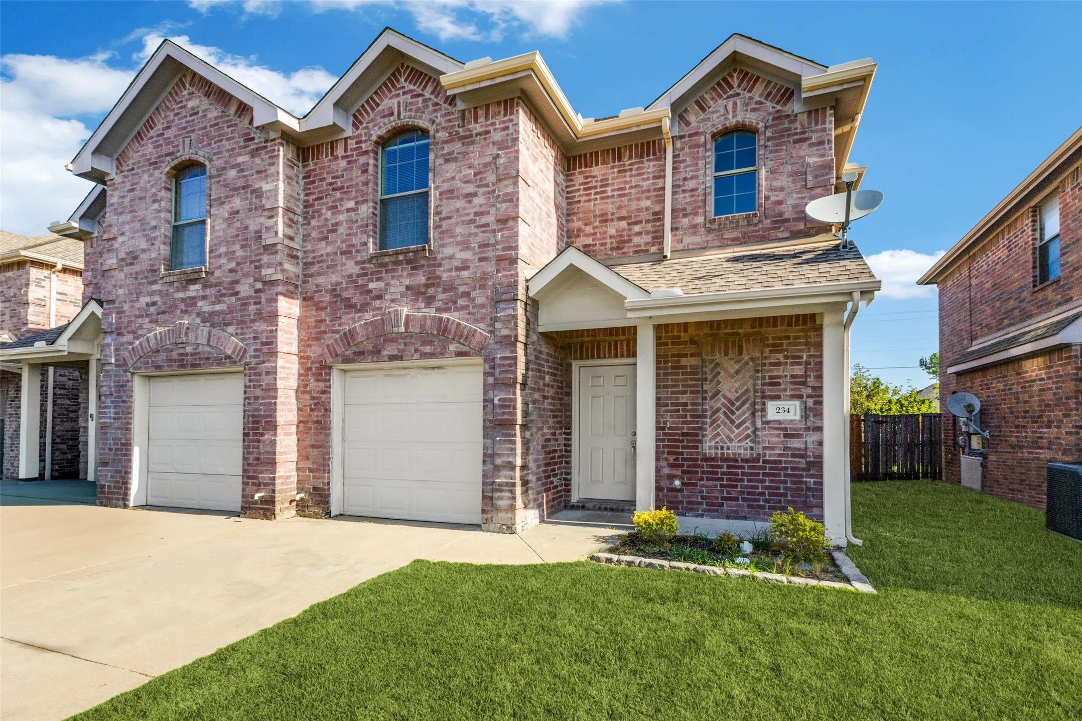 Duplex For Rent in Collin County , 234 Wyndham Meadows Way, Wylie, Texas 75098, 3 Bedroom, 3 Bathroom, 1 Garage spaces, 1,304 Sqft, built in 2003, mls#21359063, Real Estate Agent in Wylie, Homes For Rent in Collin county, Homes For Rent in Wylie, Realtor in Wylie Texas, Real Estate Brokerage Independent Realty Texas, Luminita Cordes Realtor