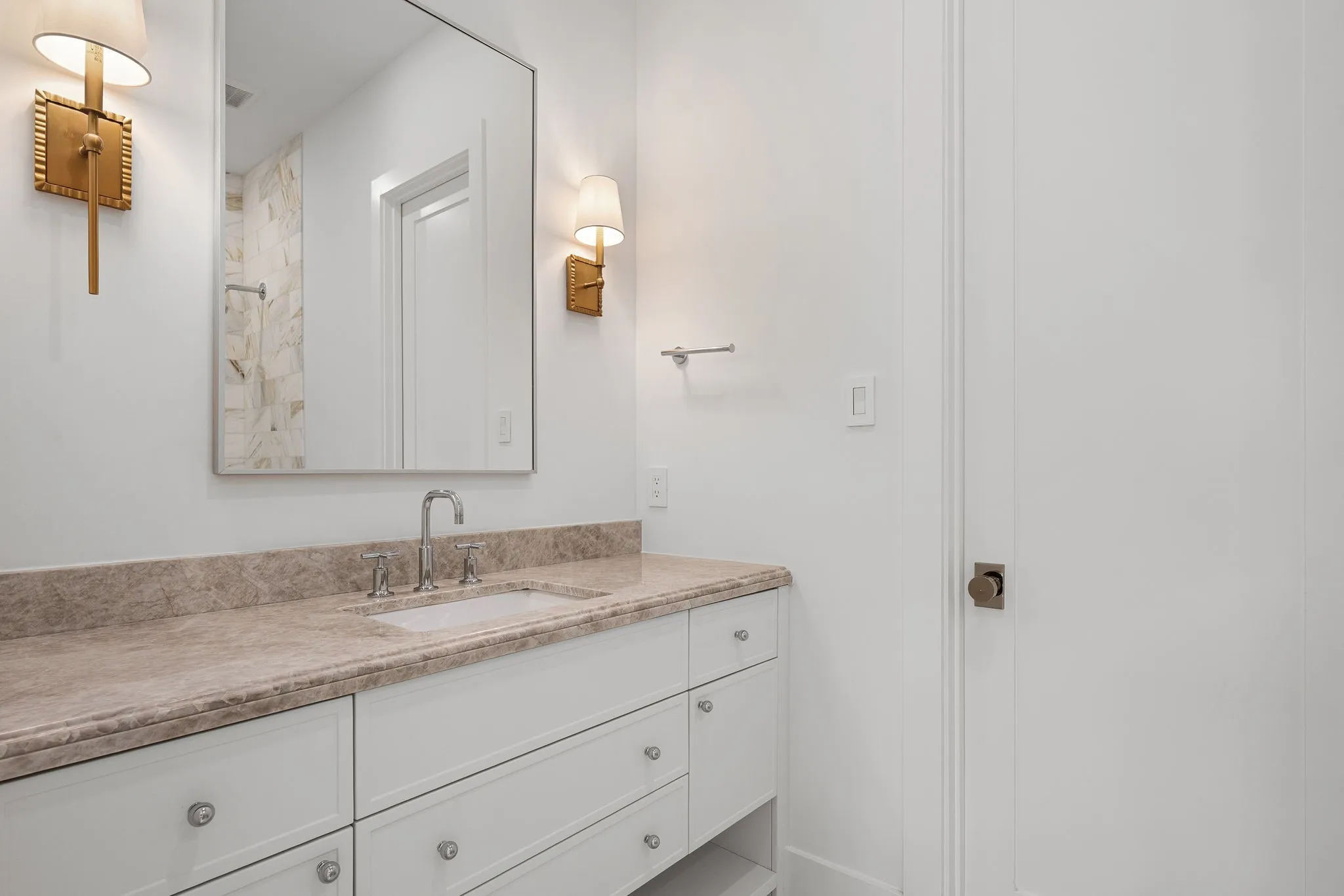 Single Family Residence For Sale in Dallas County , 6533 Del Norte Lane, Dallas, Texas 75225, 4 Bedroom, 6 Bathroom, 2 Garage spaces, 4,248 Sqft, built in 2026, mls#21339339, Real Estate Agent in Dallas, Homes For Sale in Dallas county, Homes For Sale in Dallas, Realtor in Dallas Texas, Real Estate Brokerage Independent Realty Texas, Luminita Cordes Realtor