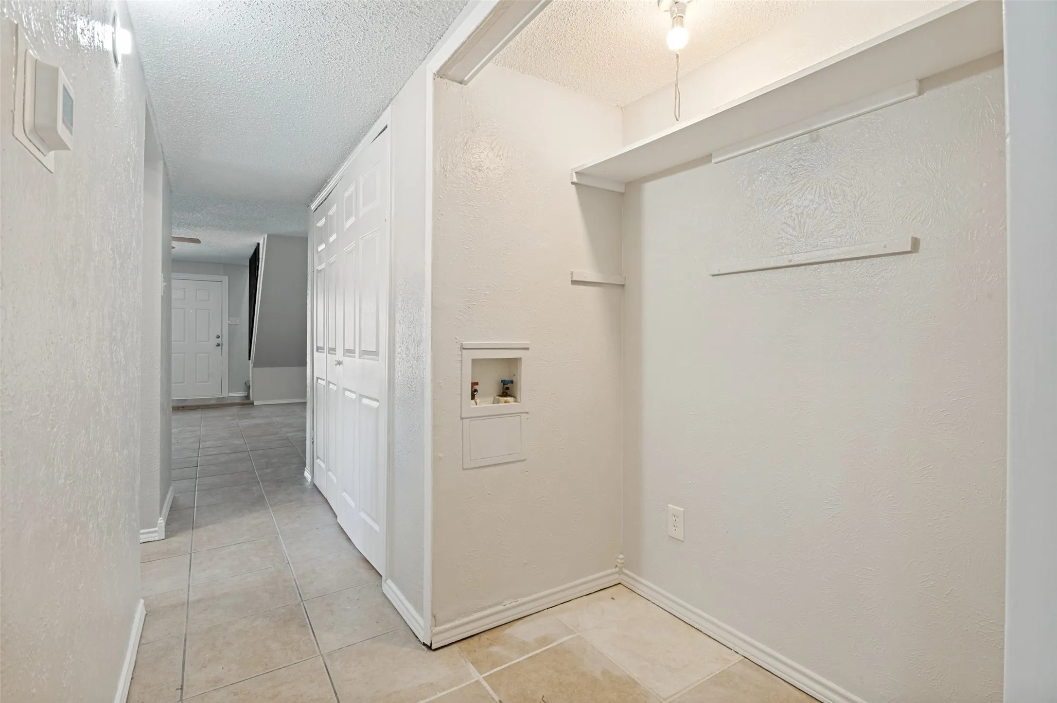 Single Family Residence For Sale in Dallas County , 203 Trinidad Drive, Grand Prairie, Texas 75052, 4 Bedroom, 2 Bathroom, Garage spaces, 1,562 Sqft, built in 1973, mls#21359765, Real Estate Agent in Grand Prairie, Homes For Sale in Dallas county, Homes For Sale in Grand Prairie, Realtor in Grand Prairie Texas, Real Estate Brokerage Independent Realty Texas, Luminita Cordes Realtor