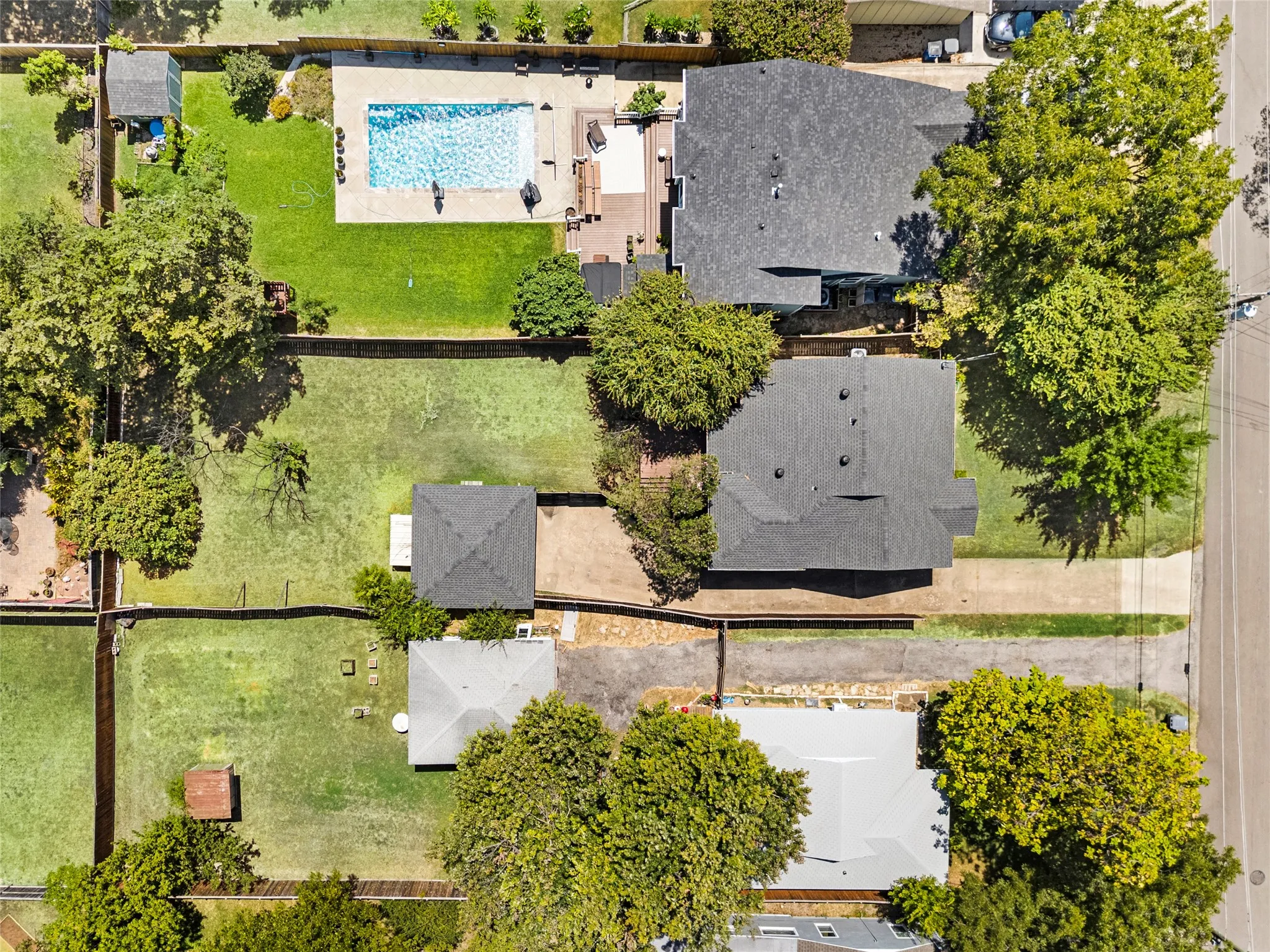 Improved Land For Sale in Dallas County , 10357 Country Club Drive, Dallas, Texas 75218, 0, 0, Garage spaces, 0 Sqft, built in 1947, mls#21359177, Real Estate Agent in Dallas, Homes For Sale in Dallas county, Homes For Sale in Dallas, Realtor in Dallas Texas, Real Estate Brokerage Independent Realty Texas, Luminita Cordes Realtor