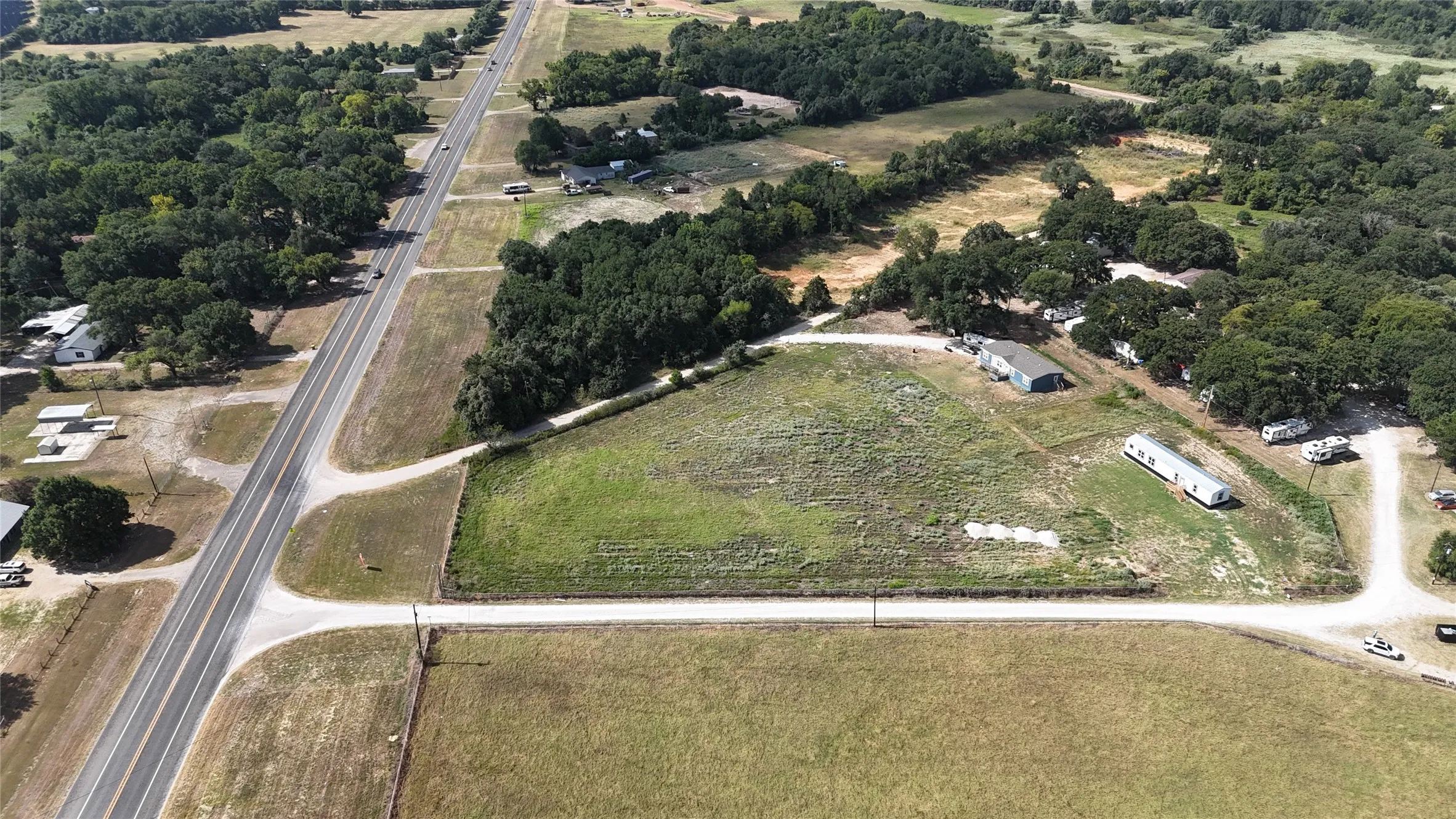Unimproved Land For Sale in Limestone County , 139 Private Road 5493, Mexia, Texas 76667, 0, 0, Garage spaces, 0 Sqft, built in 0, Price $35,000, mls#21355286, Real Estate Agent in Mexia, Homes For Sale in Limestone county, Homes For Sale in Mexia, Realtor in Mexia Texas, Real Estate Brokerage Independent Realty Texas, Luminita Cordes Realtor