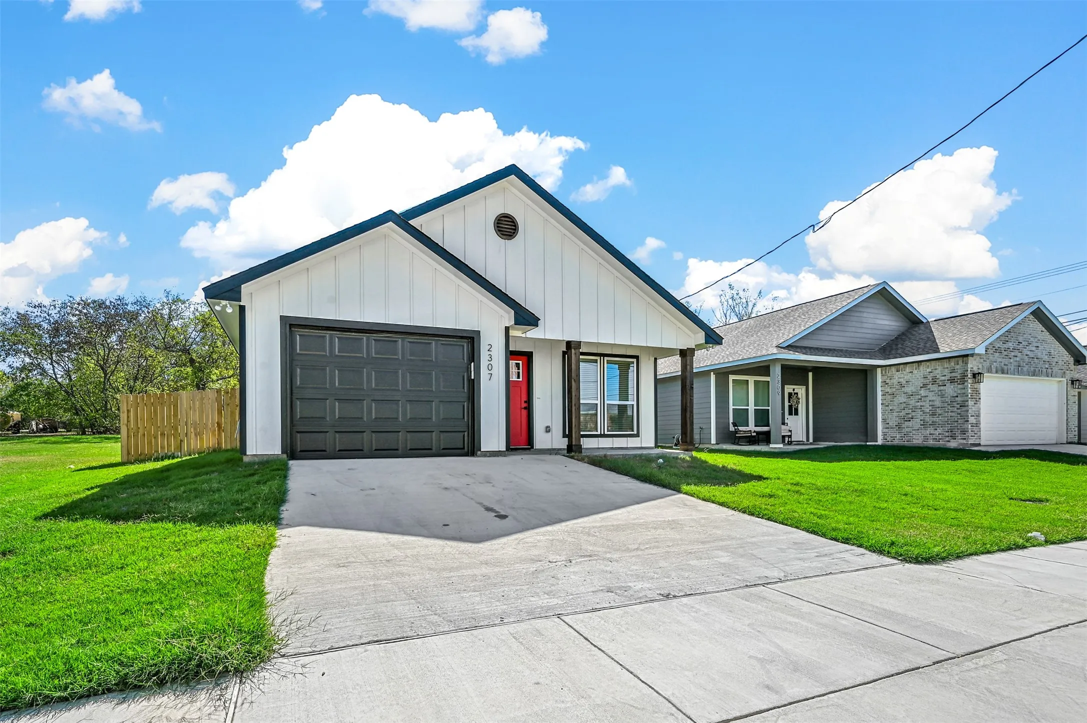 Single Family Residence For Rent in Hunt County , 2307 Mill Street, Greenville, Texas 75401, 3 Bedroom, 2 Bathroom, 1 Garage spaces, 1,290 Sqft, built in 2023, mls#21359904, Real Estate Agent in Greenville, Homes For Rent in Hunt county, Homes For Rent in Greenville, Realtor in Greenville Texas, Real Estate Brokerage Independent Realty Texas, Luminita Cordes Realtor