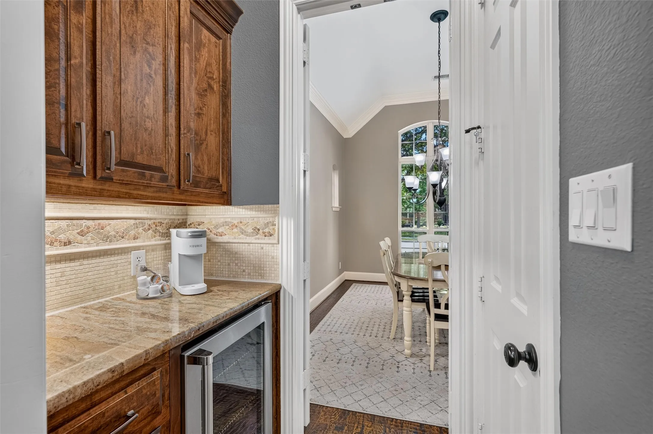 Single Family Residence For Sale in Collin County , 2346 Boxwood Drive, Allen, Texas 75013, 5 Bedroom, 4 Bathroom, 3 Garage spaces, 4,647 Sqft, built in 2008, mls#21359343, Real Estate Agent in Allen, Homes For Sale in Collin county, Homes For Sale in Allen, Realtor in Allen Texas, Real Estate Brokerage Independent Realty Texas, Luminita Cordes Realtor