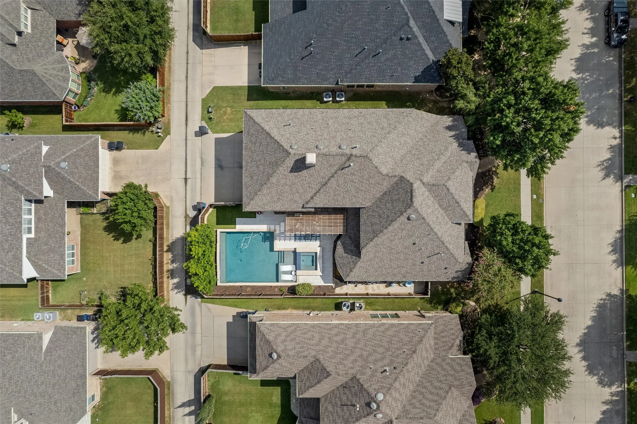 Single Family Residence For Sale in Collin County , 2346 Boxwood Drive, Allen, Texas 75013, 5 Bedroom, 4 Bathroom, 3 Garage spaces, 4,647 Sqft, built in 2008, mls#21359343, Real Estate Agent in Allen, Homes For Sale in Collin county, Homes For Sale in Allen, Realtor in Allen Texas, Real Estate Brokerage Independent Realty Texas, Luminita Cordes Realtor