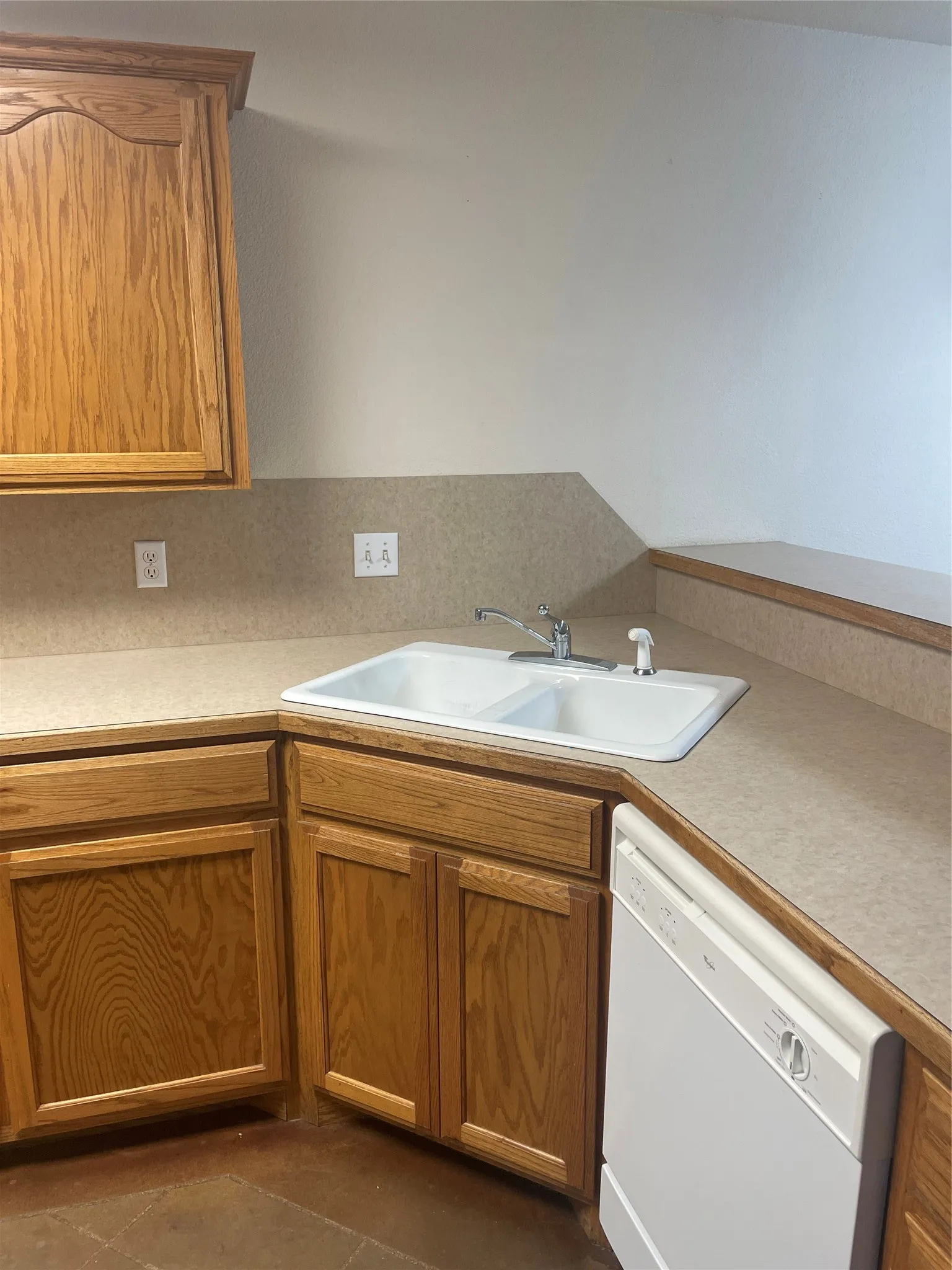 Single Family Residence For Rent in Taylor County , 2449 Patriot Commons Road, Abilene, Texas 79601, 3 Bedroom, 2 Bathroom, 2 Garage spaces, 1,342 Sqft, built in 2003, mls#21359913, Real Estate Agent in Abilene, Homes For Rent in Taylor county, Homes For Rent in Abilene, Realtor in Abilene Texas, Real Estate Brokerage Independent Realty Texas, Luminita Cordes Realtor