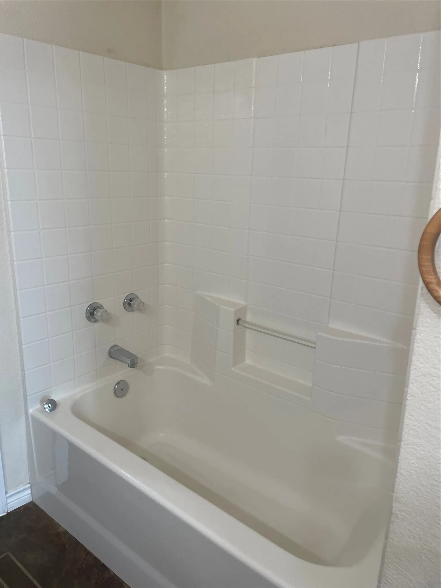 Single Family Residence For Rent in Taylor County , 2449 Patriot Commons Road, Abilene, Texas 79601, 3 Bedroom, 2 Bathroom, 2 Garage spaces, 1,342 Sqft, built in 2003, mls#21359913, Real Estate Agent in Abilene, Homes For Rent in Taylor county, Homes For Rent in Abilene, Realtor in Abilene Texas, Real Estate Brokerage Independent Realty Texas, Luminita Cordes Realtor